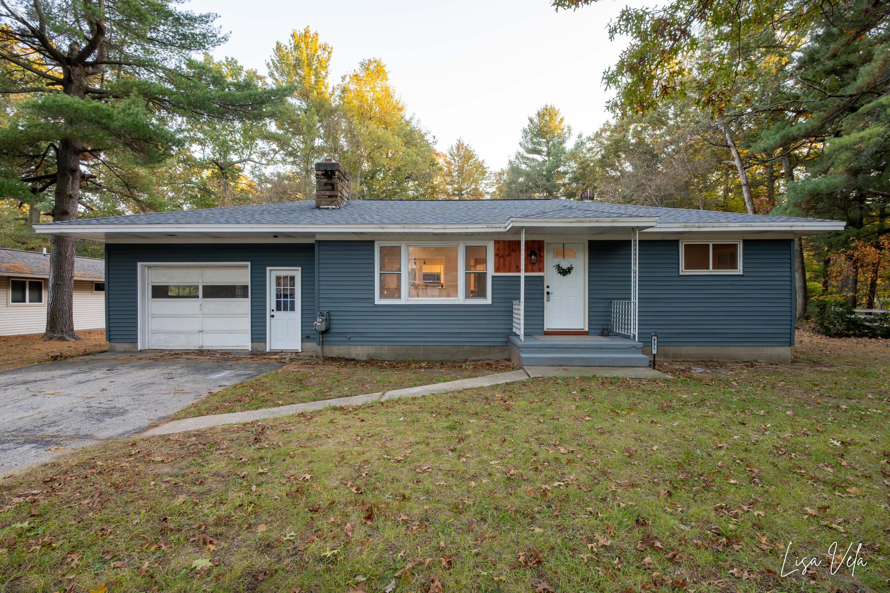 991 Victor Avenue Muskegon MI 49445