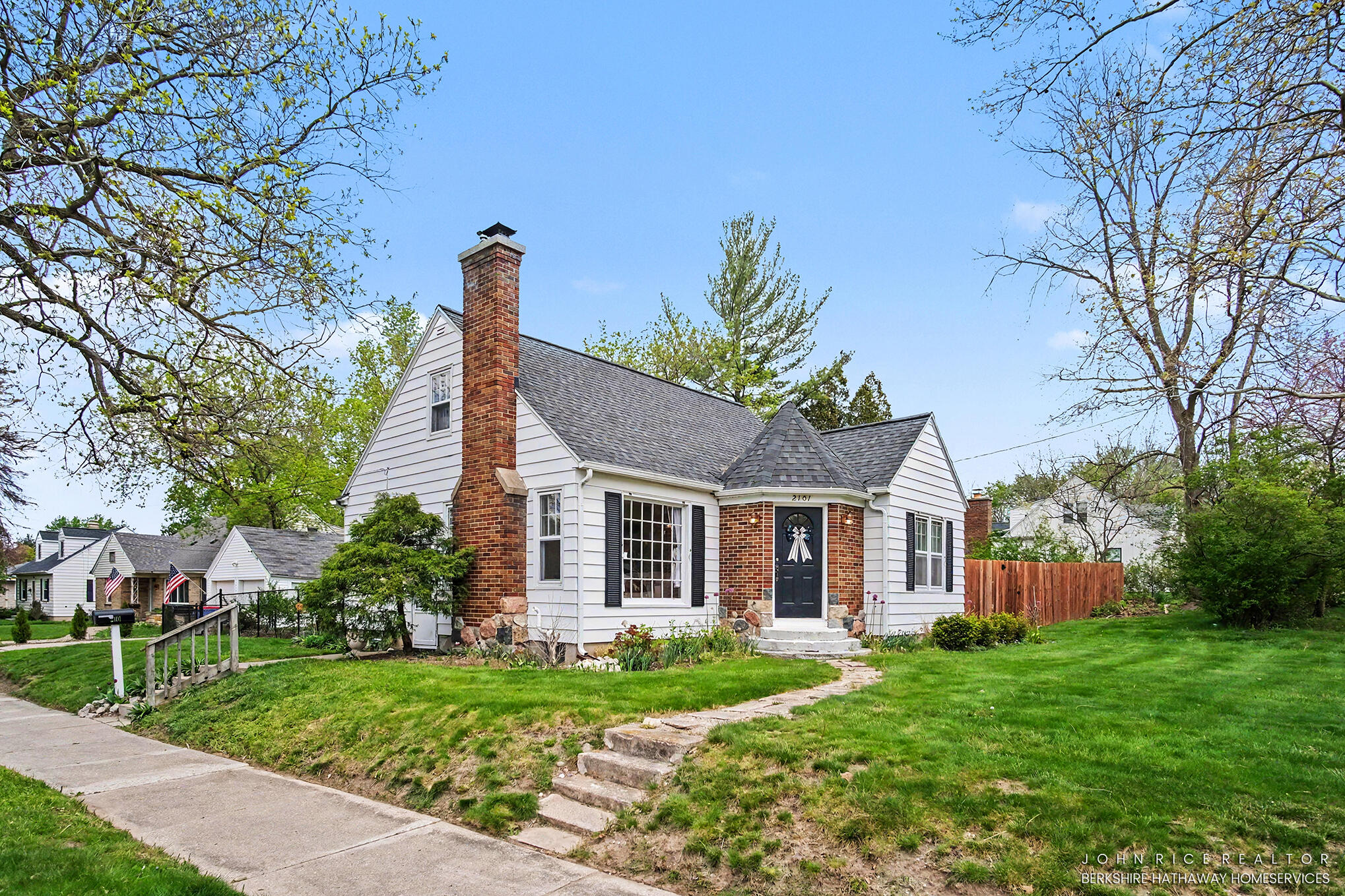 2101 Boston Street SE Grand Rapids MI 49506