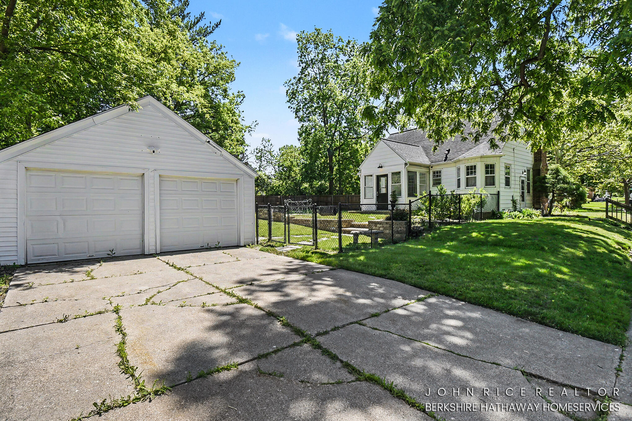 2101 Boston Street SE Grand Rapids MI 49506