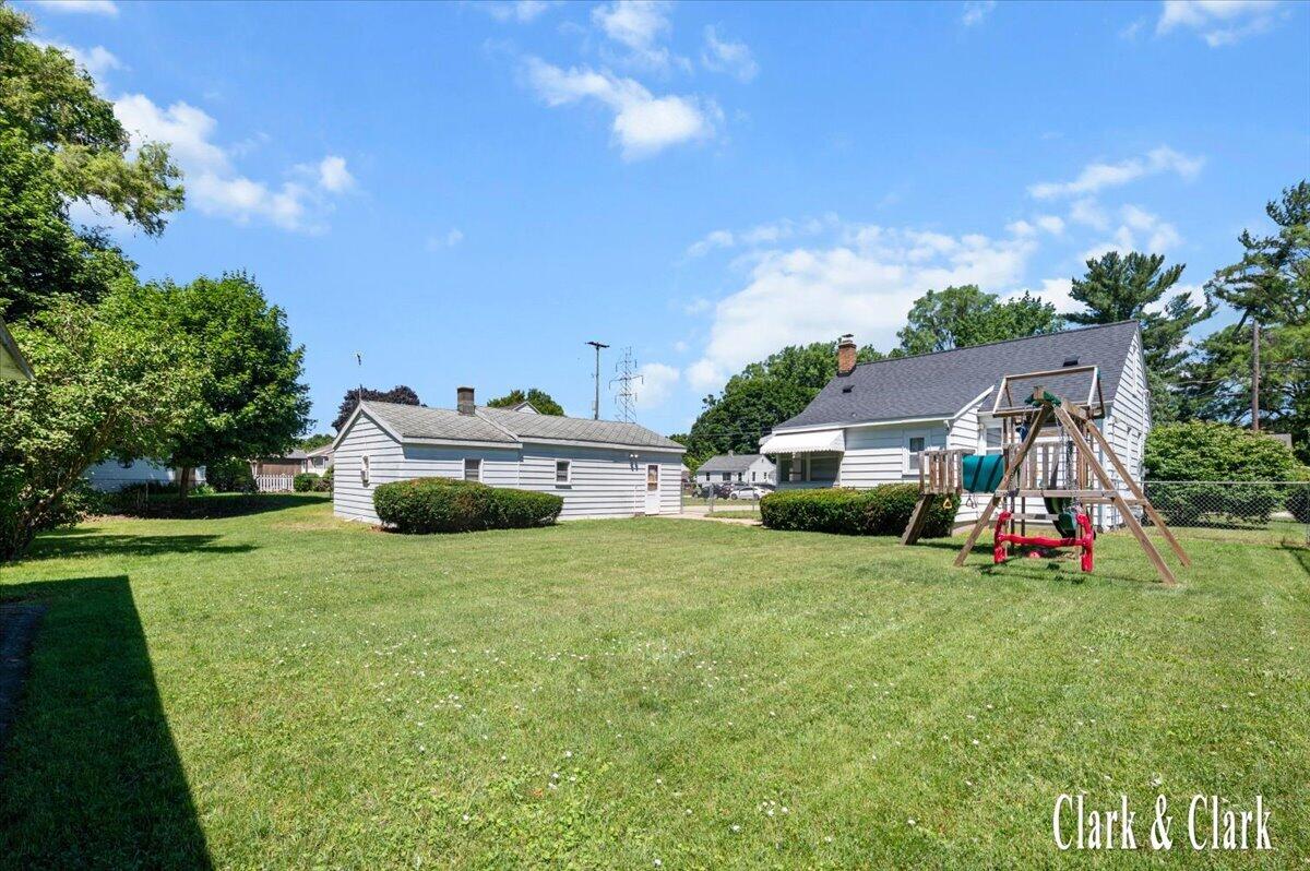 40 41st Street SW Grand Rapids MI 49548