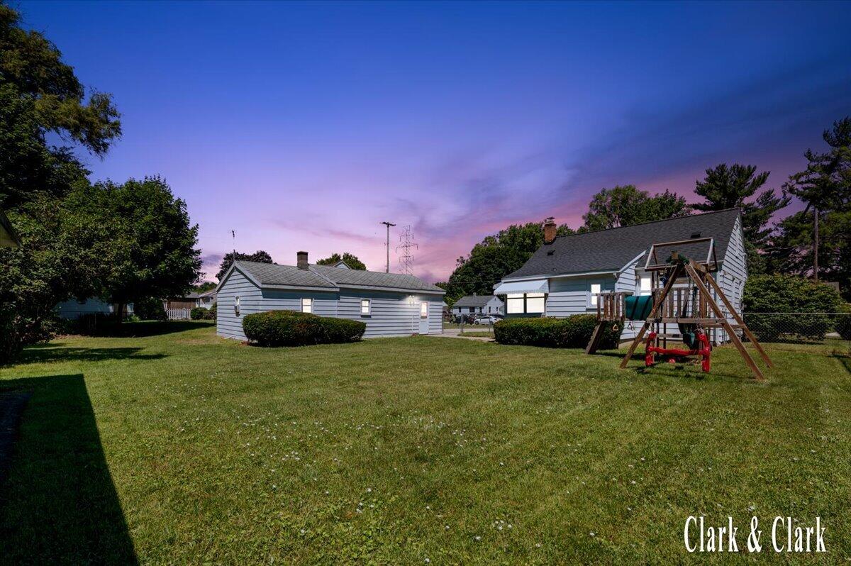 40 41st Street SW Grand Rapids MI 49548