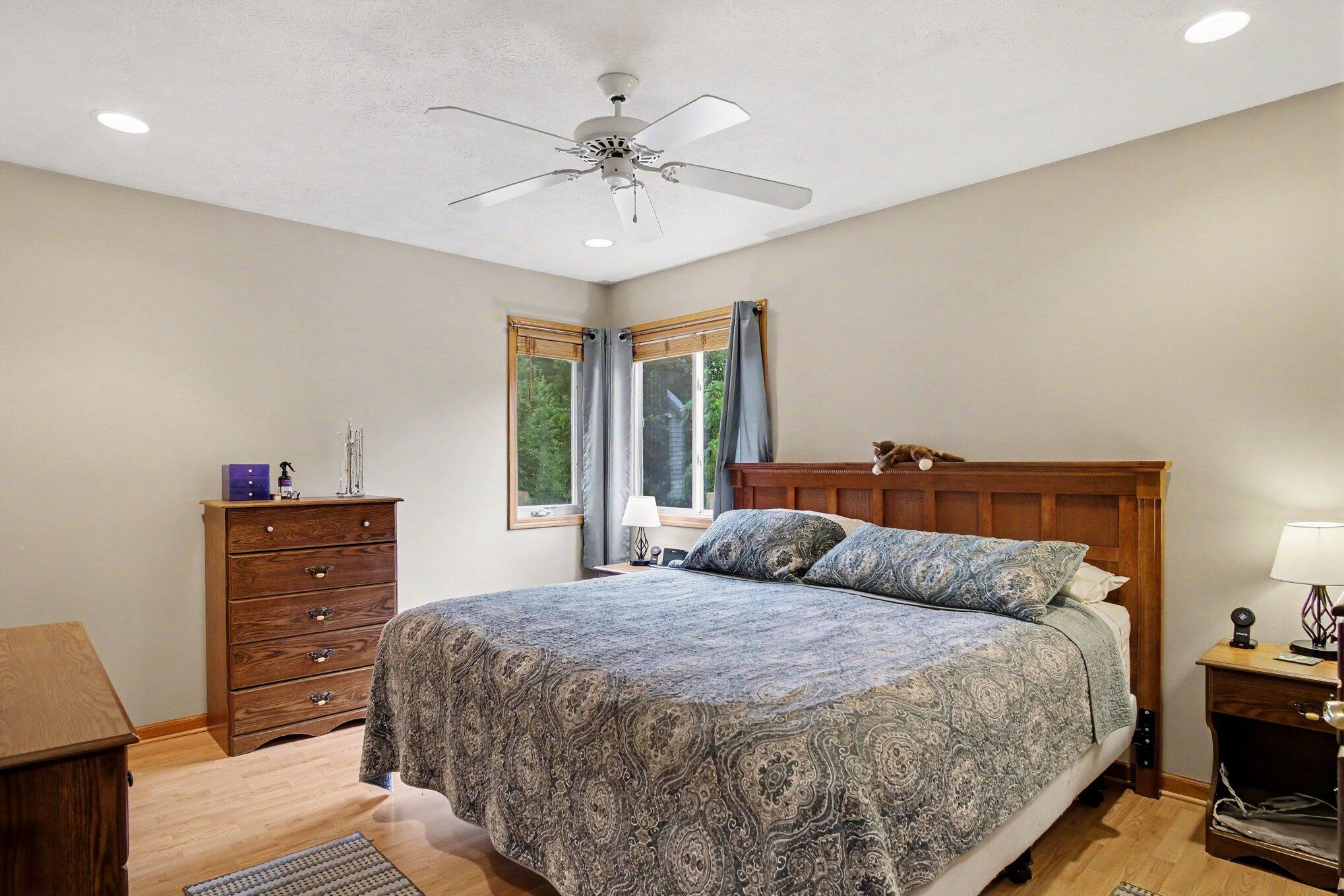 1541 Wakely Street NE Grand Rapids MI 49505