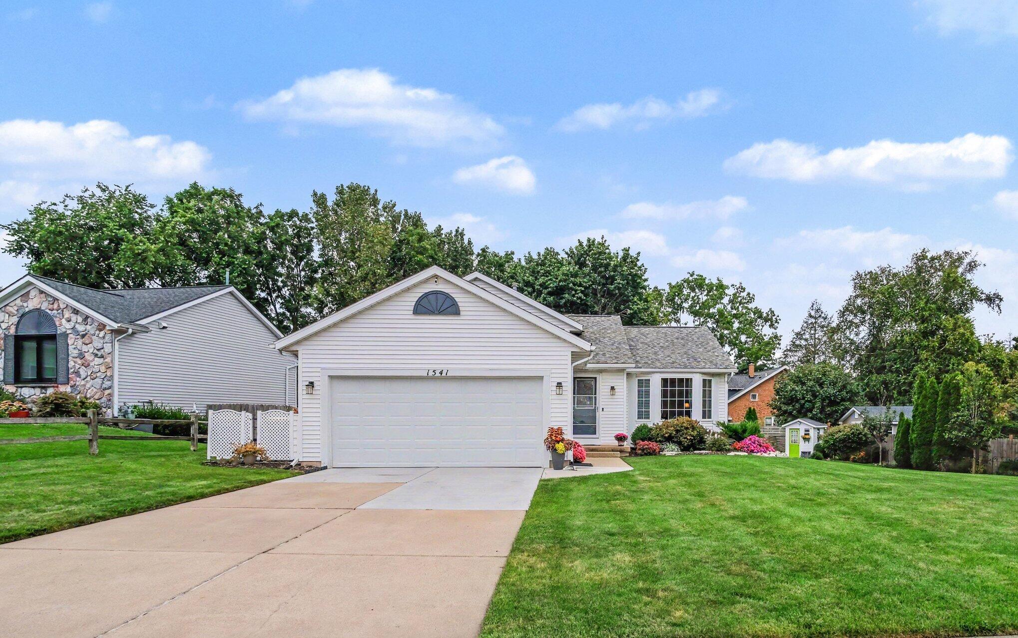 1541 Wakely Street NE Grand Rapids MI 49505