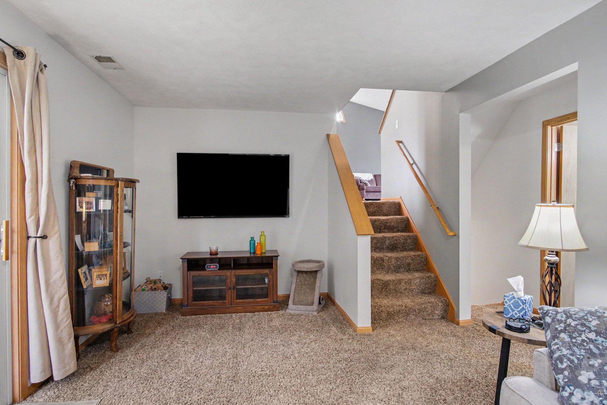 1541 Wakely Street NE Grand Rapids MI 49505