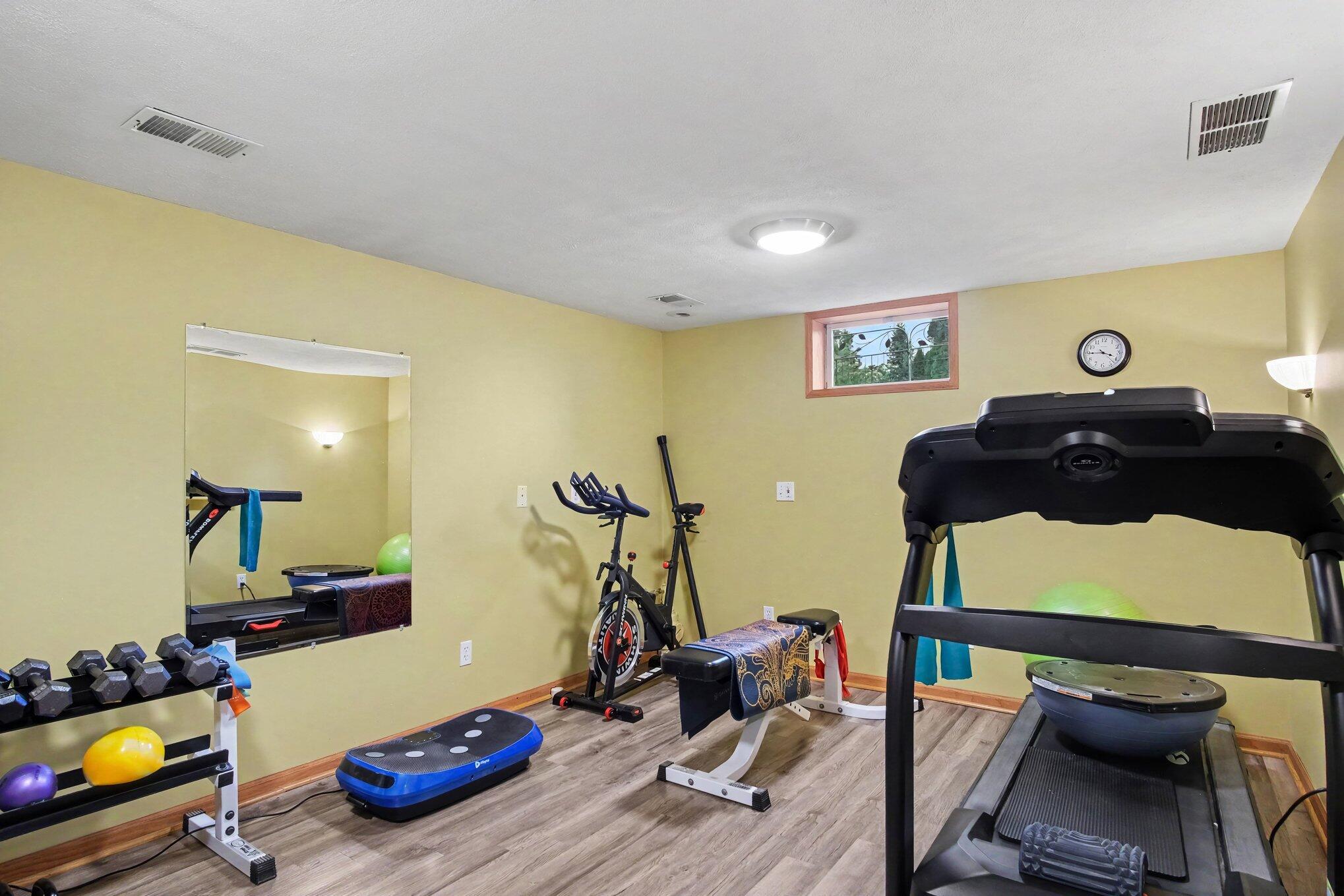 1541 Wakely Street NE Grand Rapids MI 49505