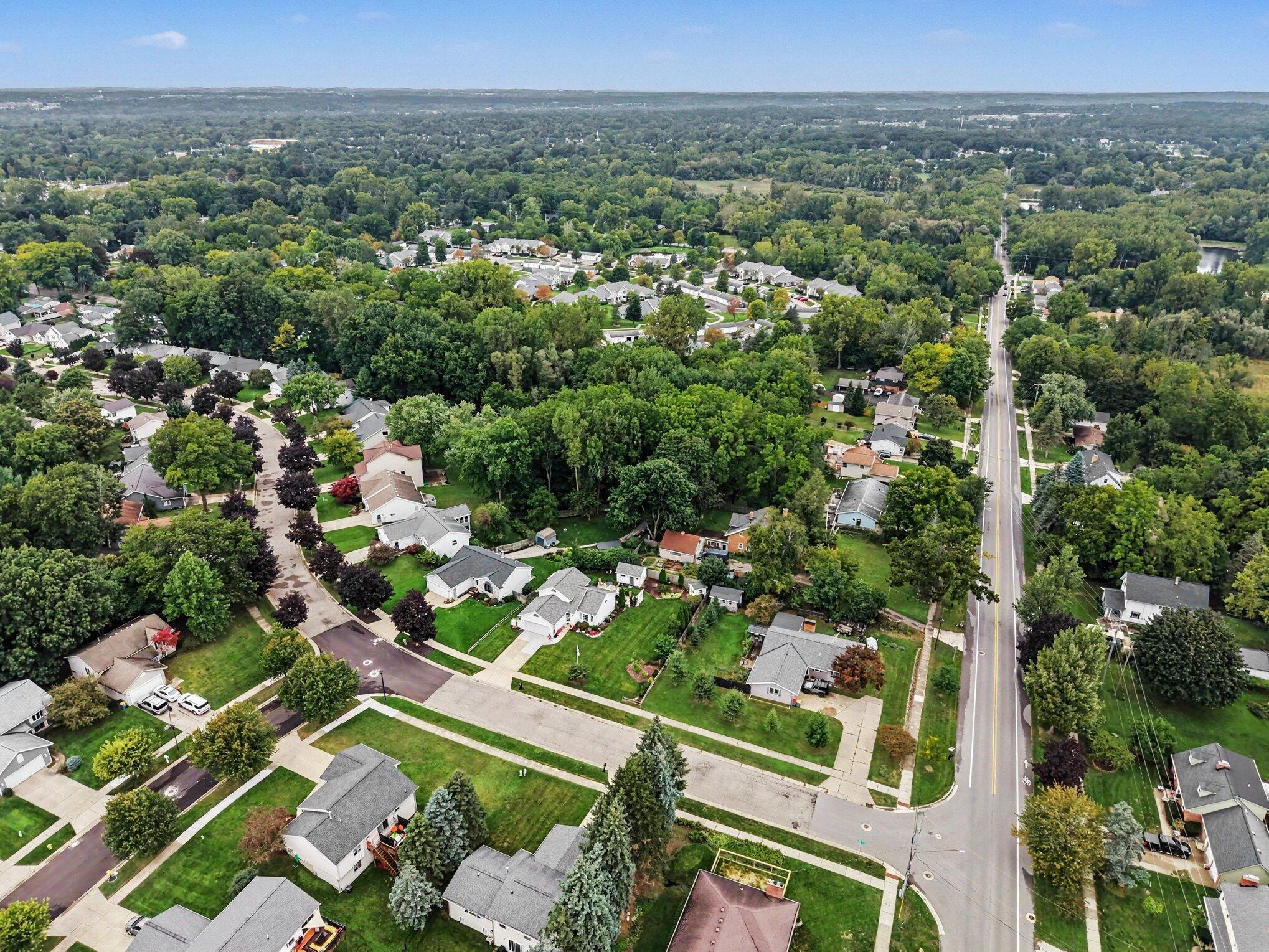 1541 Wakely Street NE Grand Rapids MI 49505