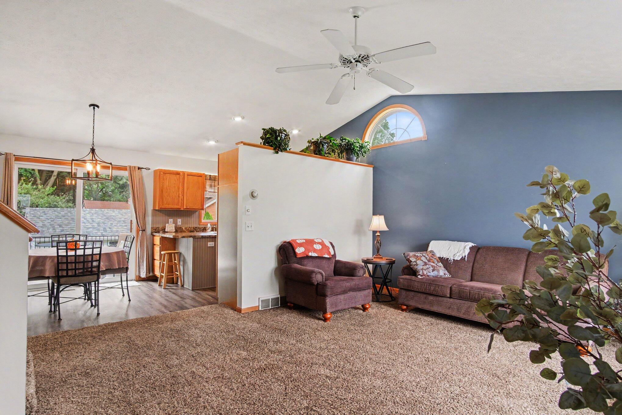 1541 Wakely Street NE Grand Rapids MI 49505