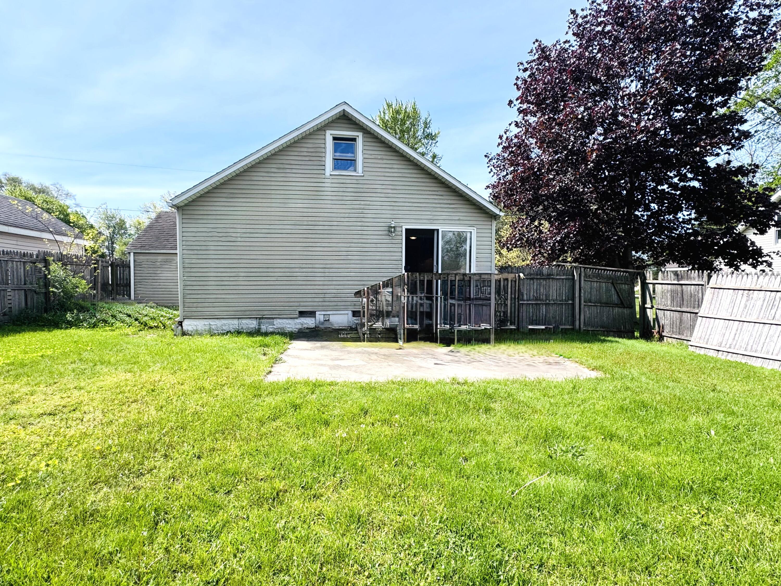 2551 Lake Shore Drive Niles MI 49120