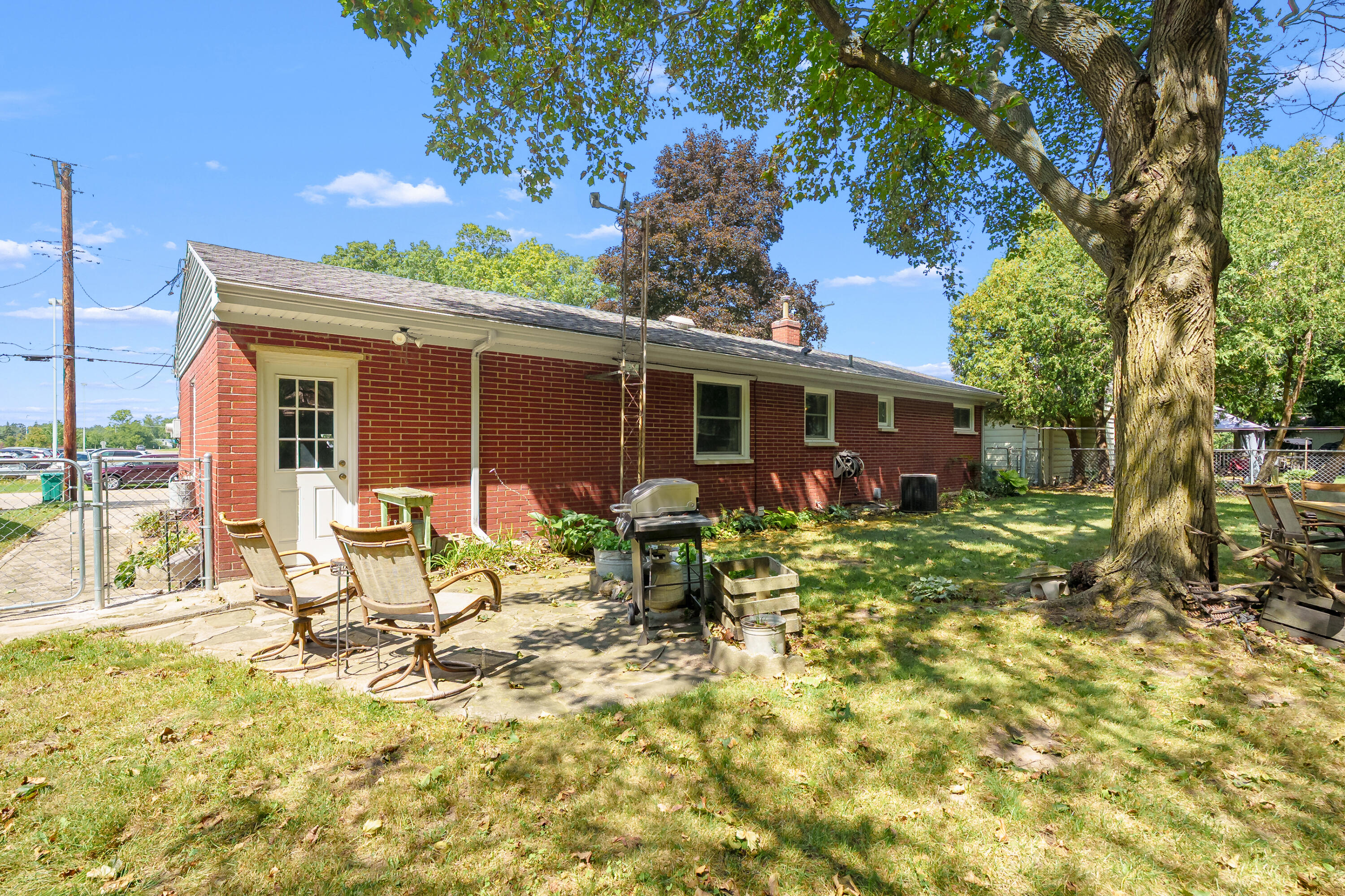 8027 Waylee Street Portage MI 49002