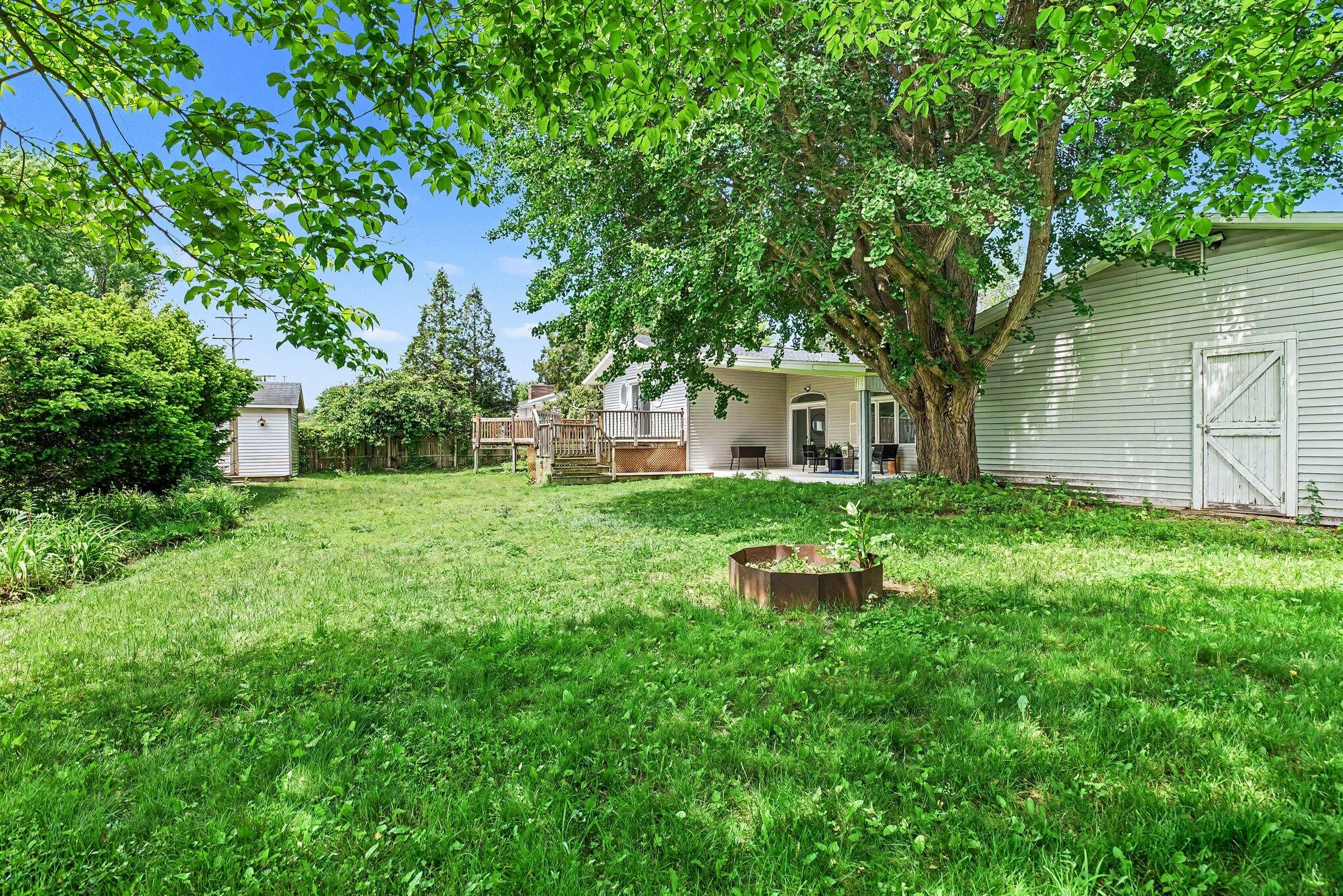22361 Happy Drive Cassopolis MI 49031