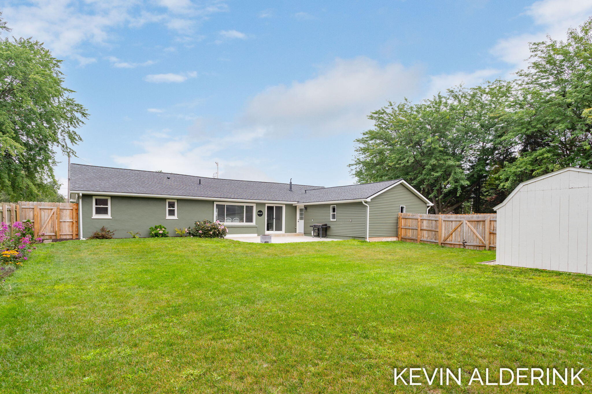 1738 92nd Avenue Zeeland MI 49464