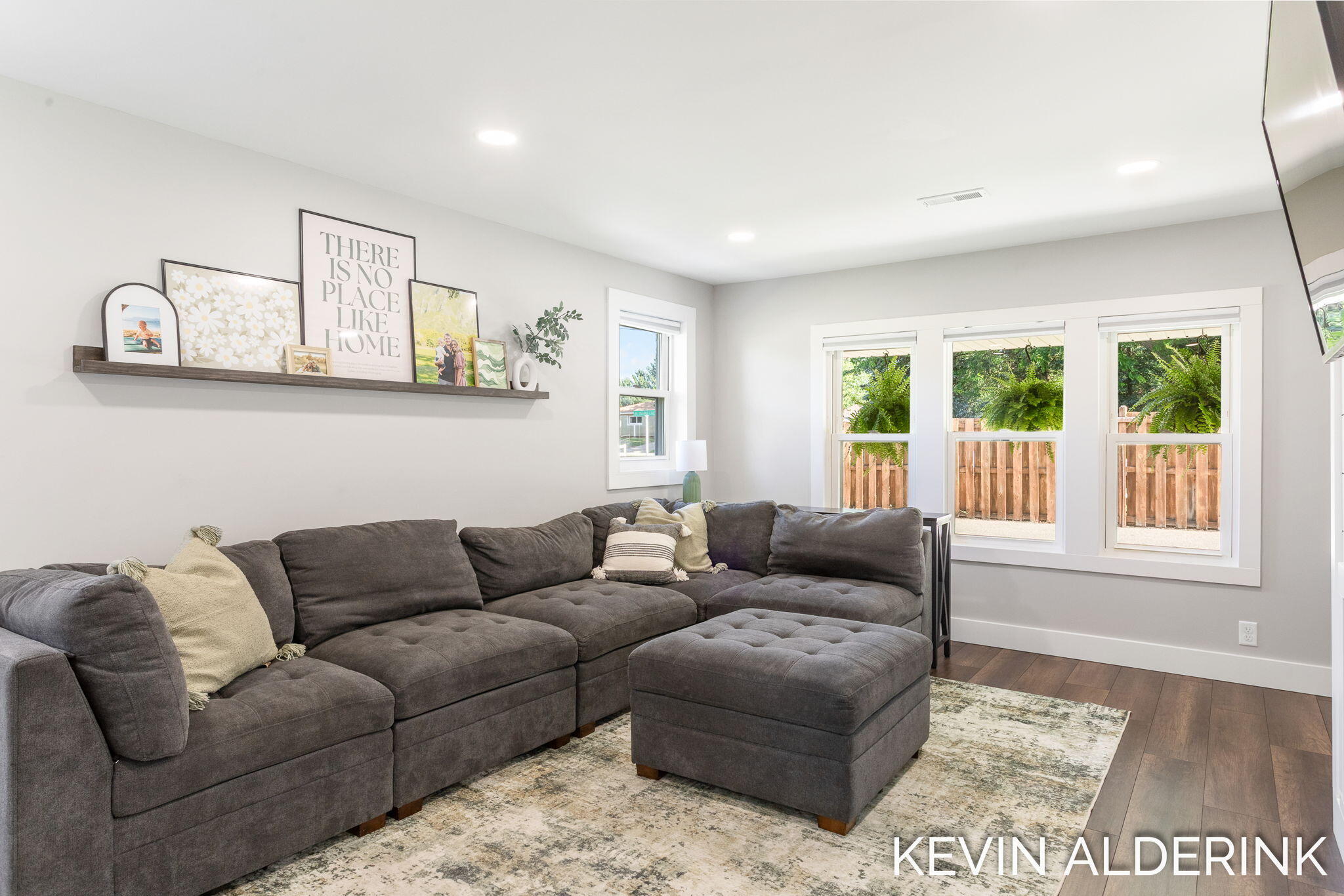 1738 92nd Avenue Zeeland MI 49464
