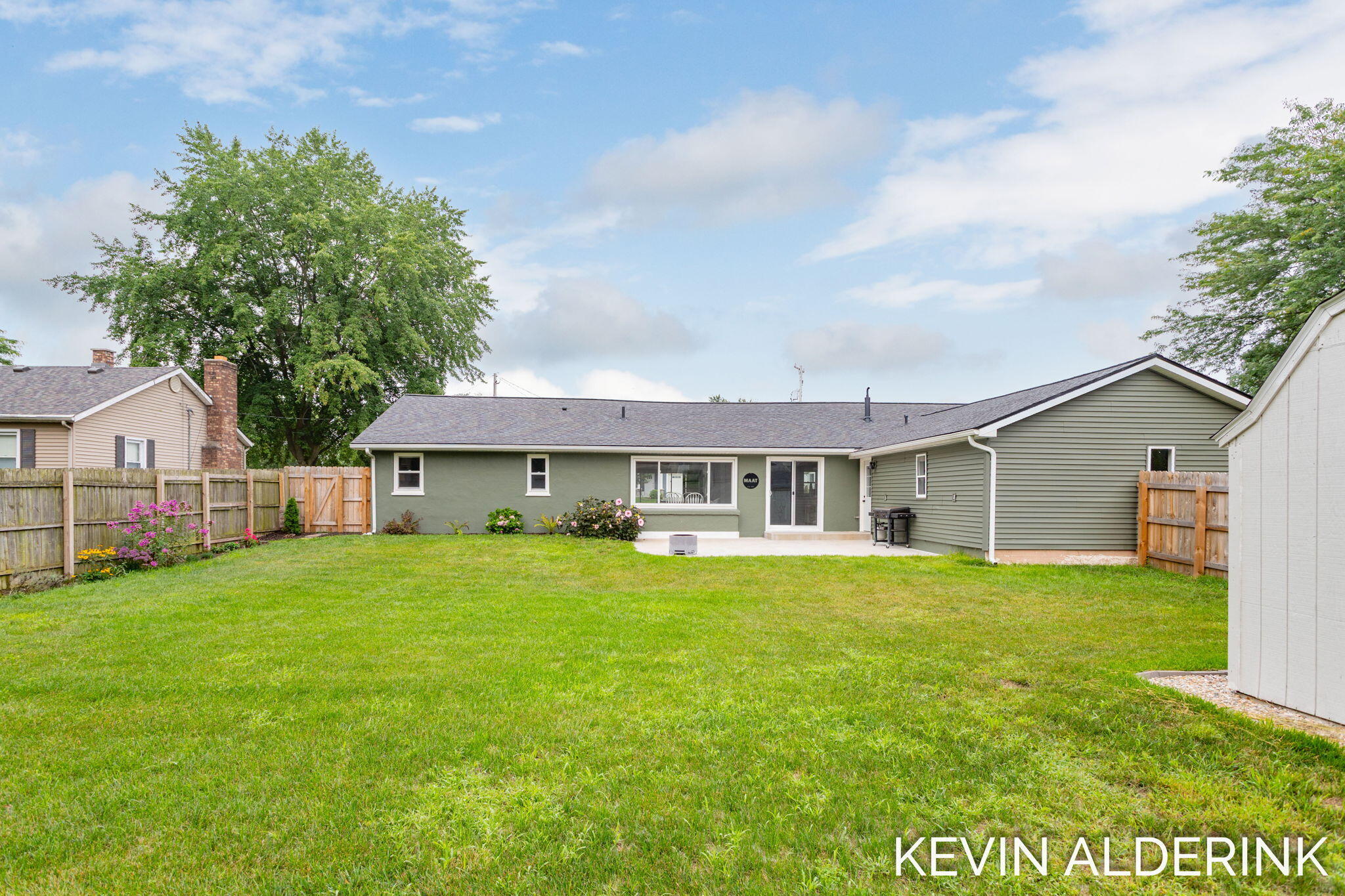 1738 92nd Avenue Zeeland MI 49464