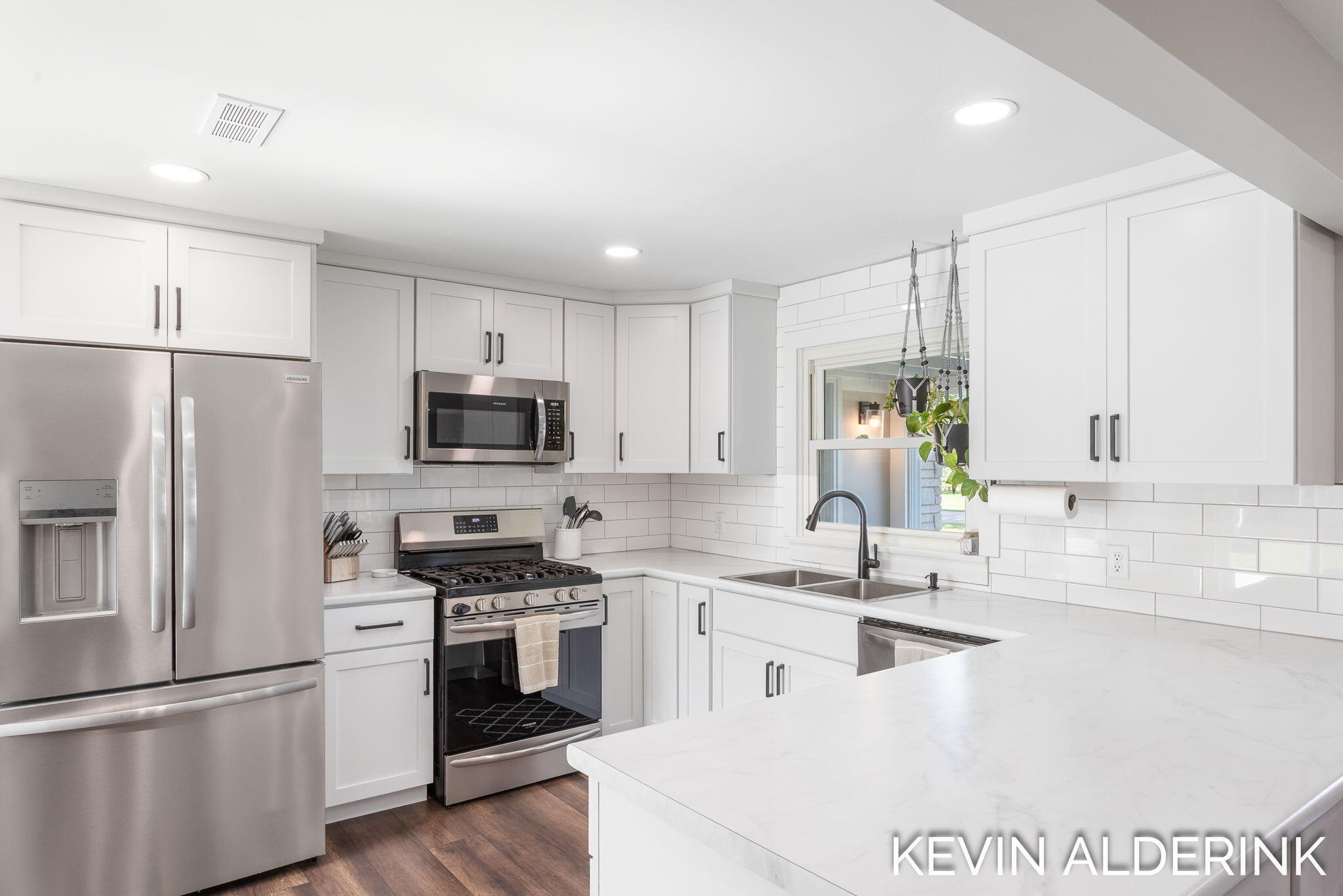 1738 92nd Avenue Zeeland MI 49464