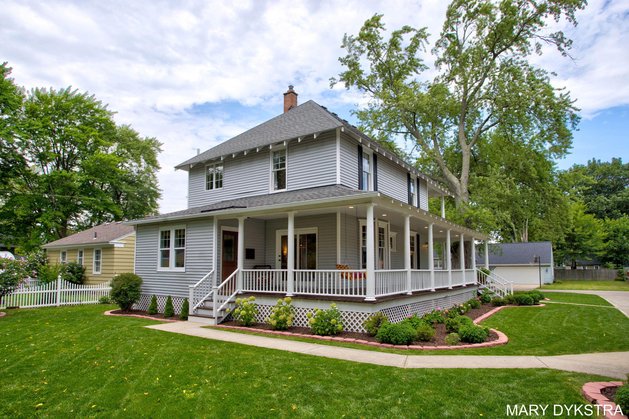 1718 Summit Street Holland MI 49423