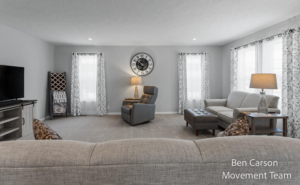 5227 Floral Wood Lane Holland MI 49423