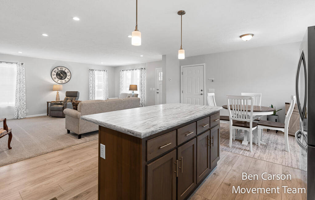 5227 Floral Wood Lane Holland MI 49423