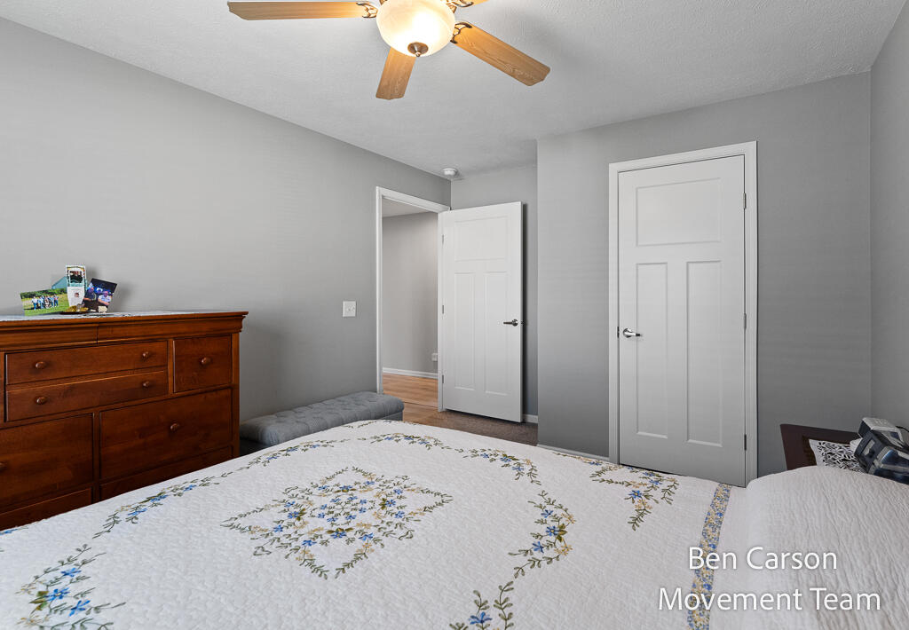 5227 Floral Wood Lane Holland MI 49423