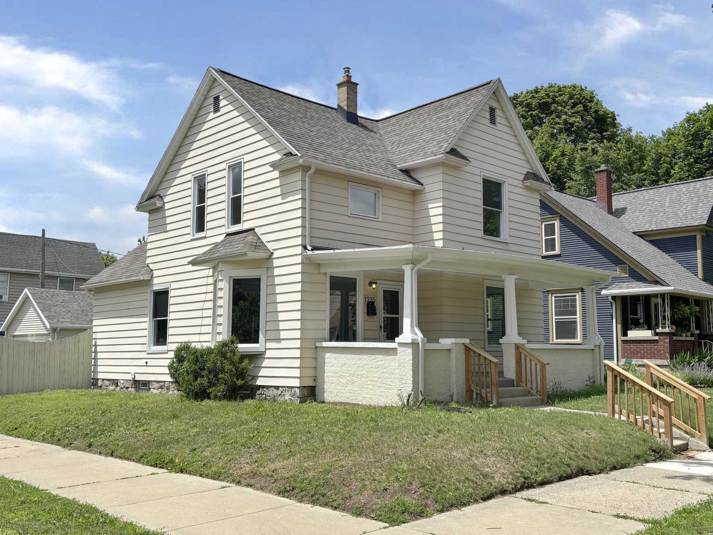 1335 Union Avenue NE Grand Rapids MI 49505