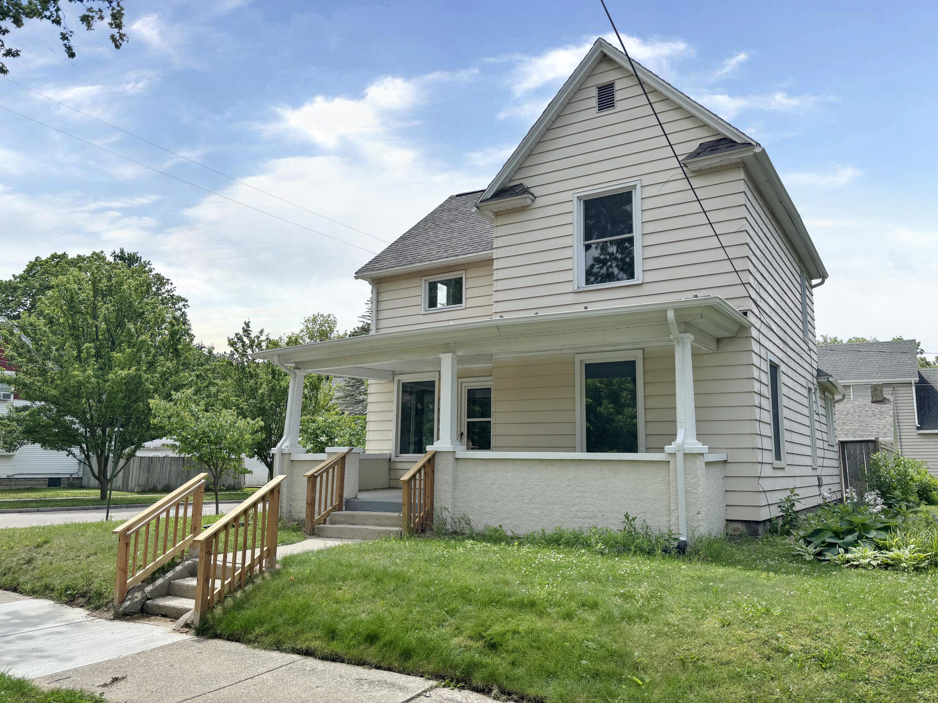 1335 Union Avenue NE Grand Rapids MI 49505