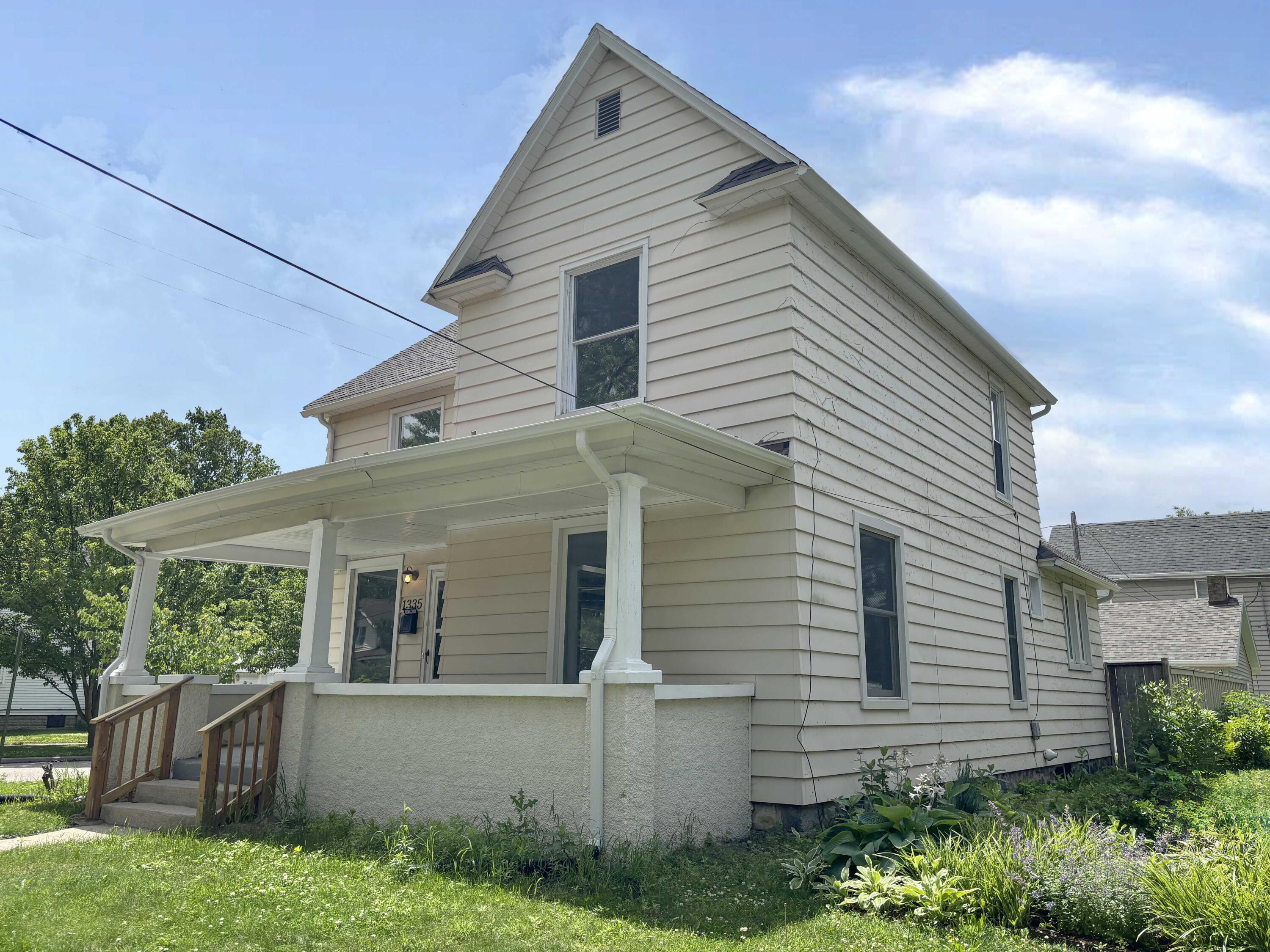 1335 Union Avenue NE Grand Rapids MI 49505