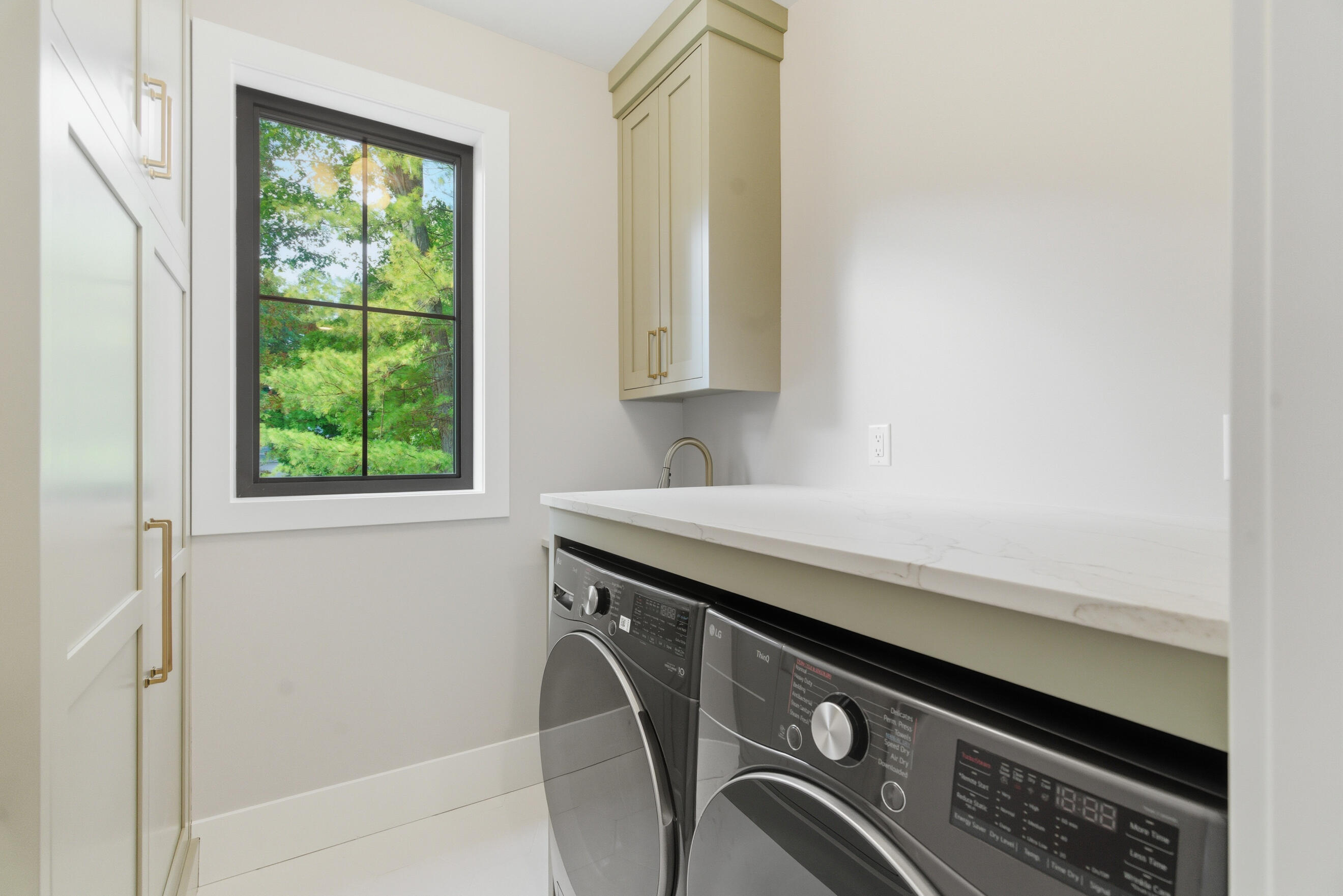 3750 Charlevoix Drive SE Grand Rapids MI 49546