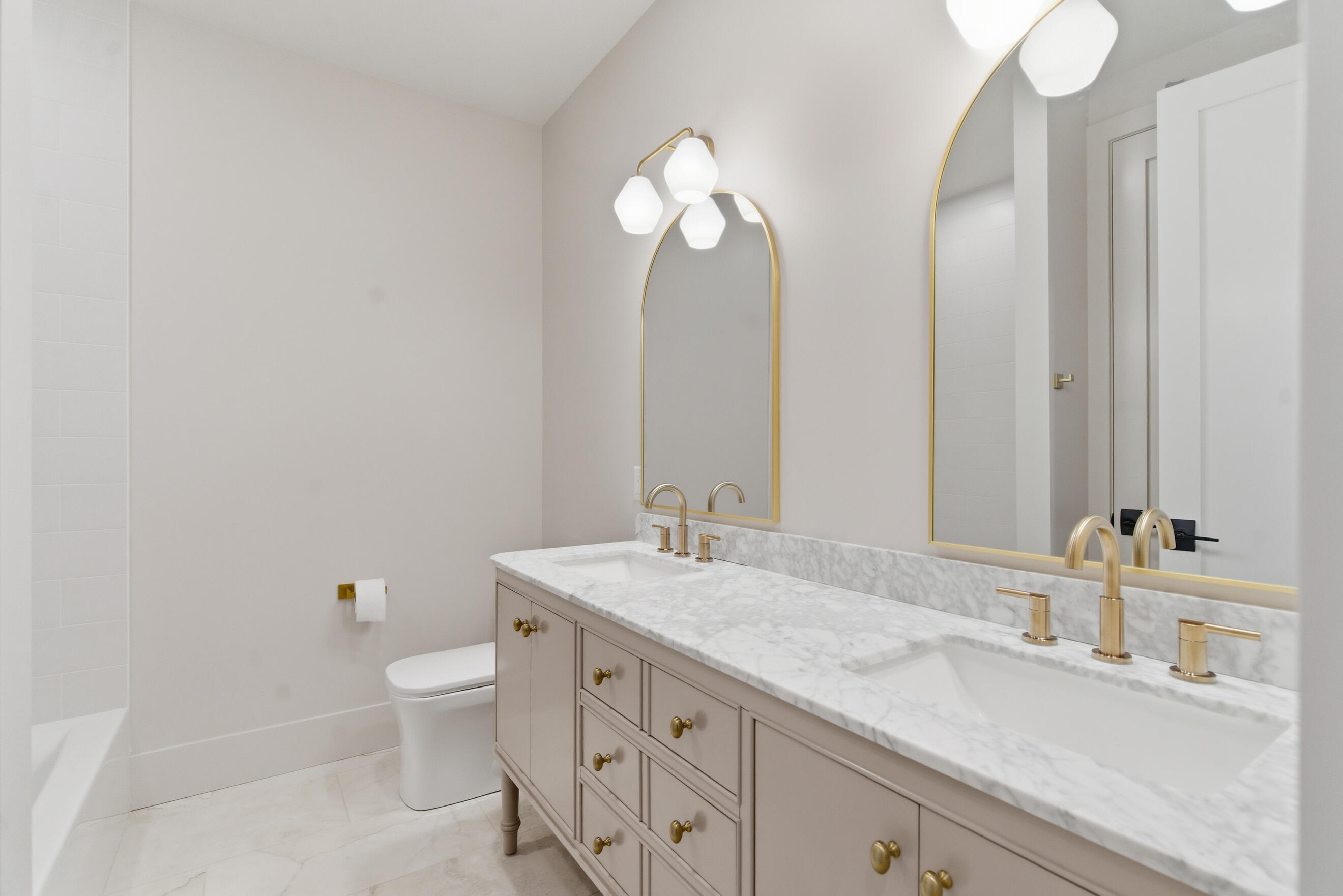 3750 Charlevoix Drive SE Grand Rapids MI 49546