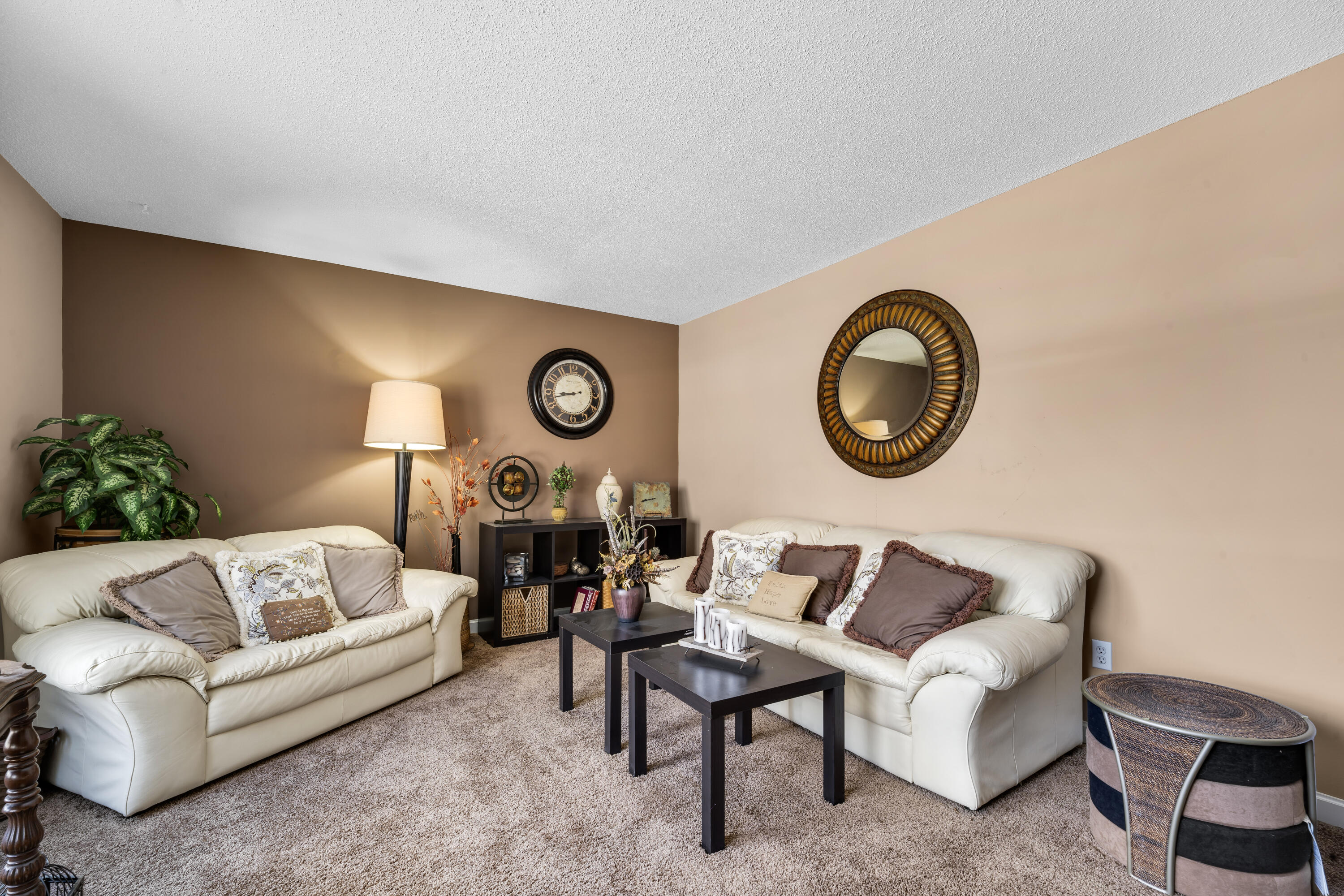 1187 Merry Brook Street Kalamazoo MI 49048