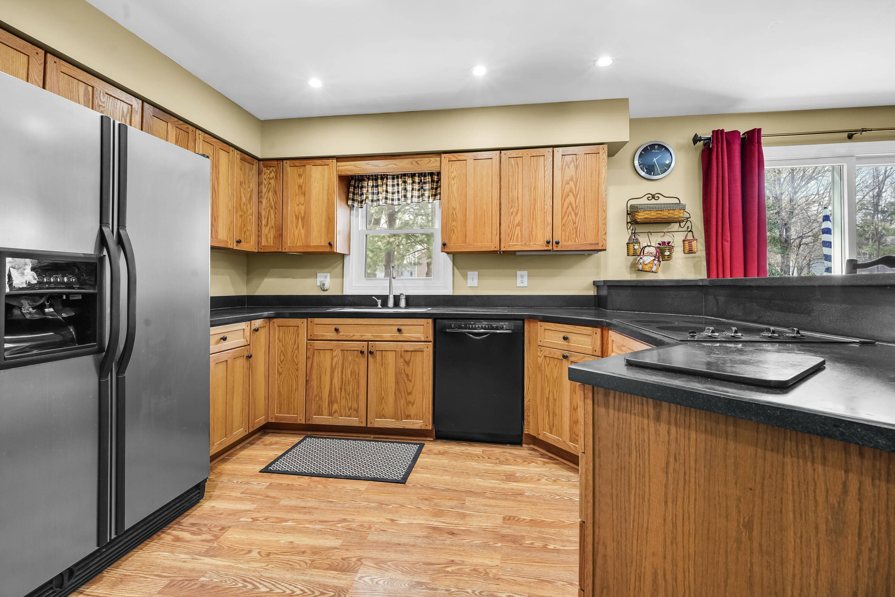 1187 Merry Brook Street Kalamazoo MI 49048