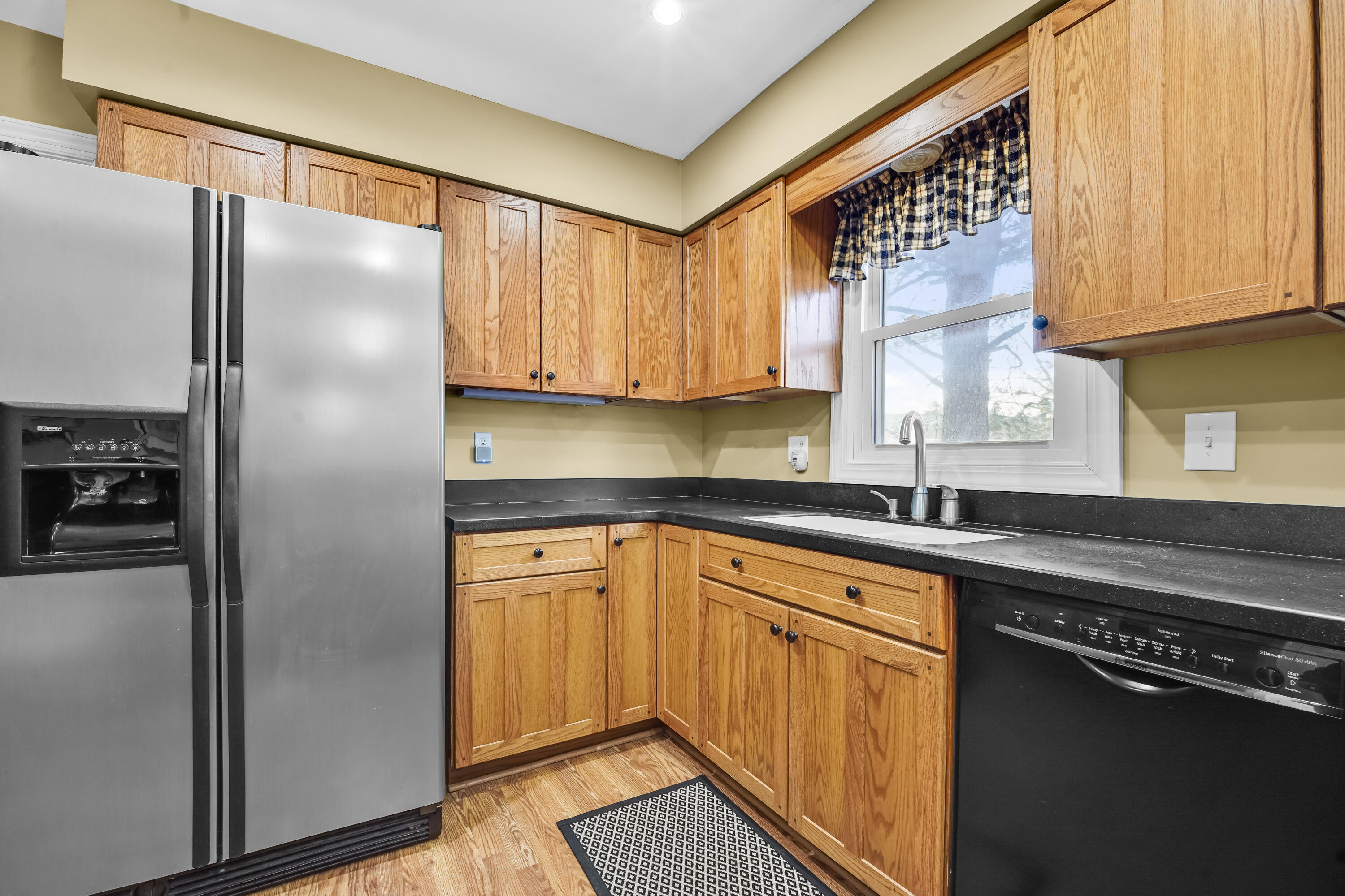 1187 Merry Brook Street Kalamazoo MI 49048