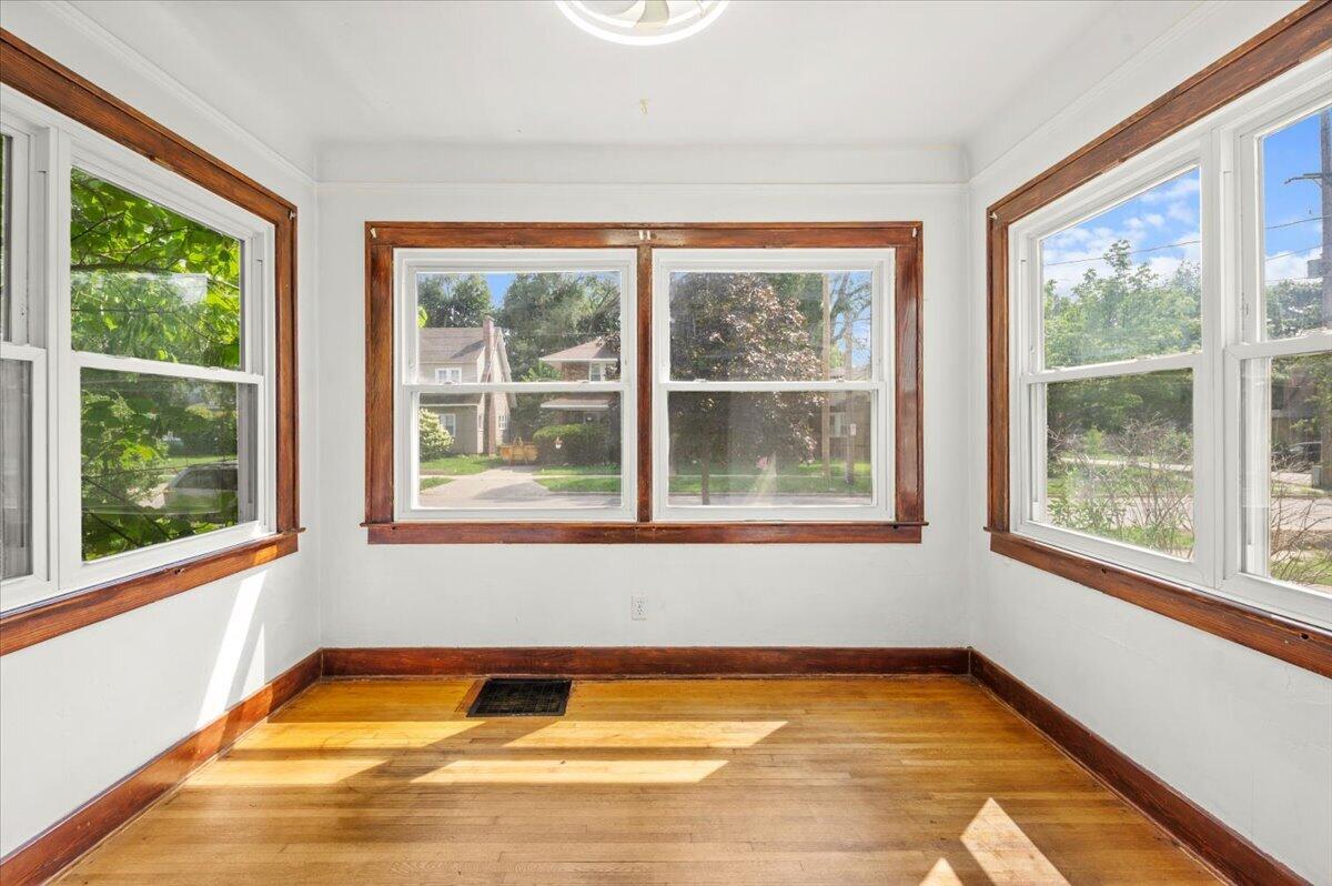 507 Elliott Street SE Grand Rapids MI 49507