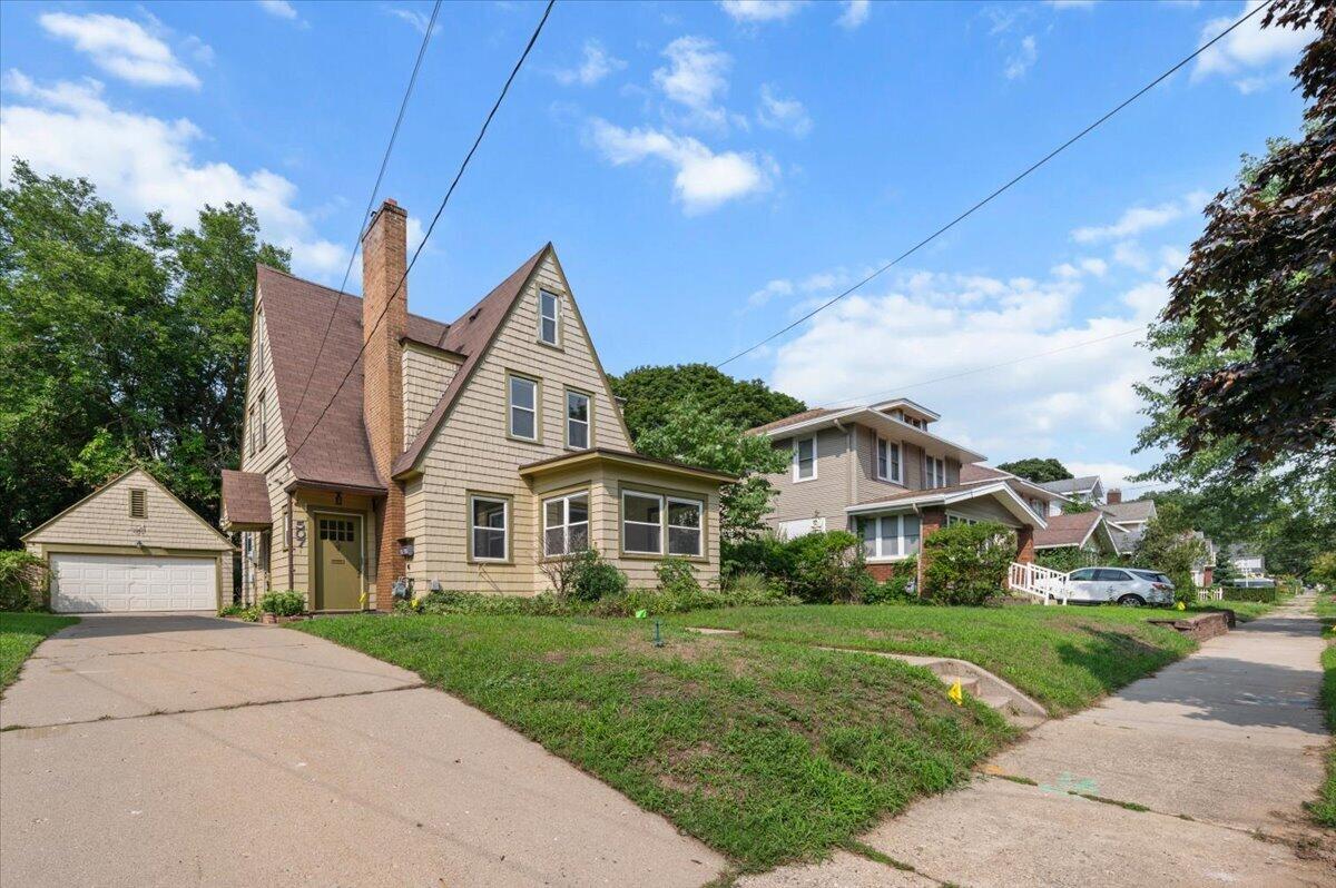 507 Elliott Street SE Grand Rapids MI 49507
