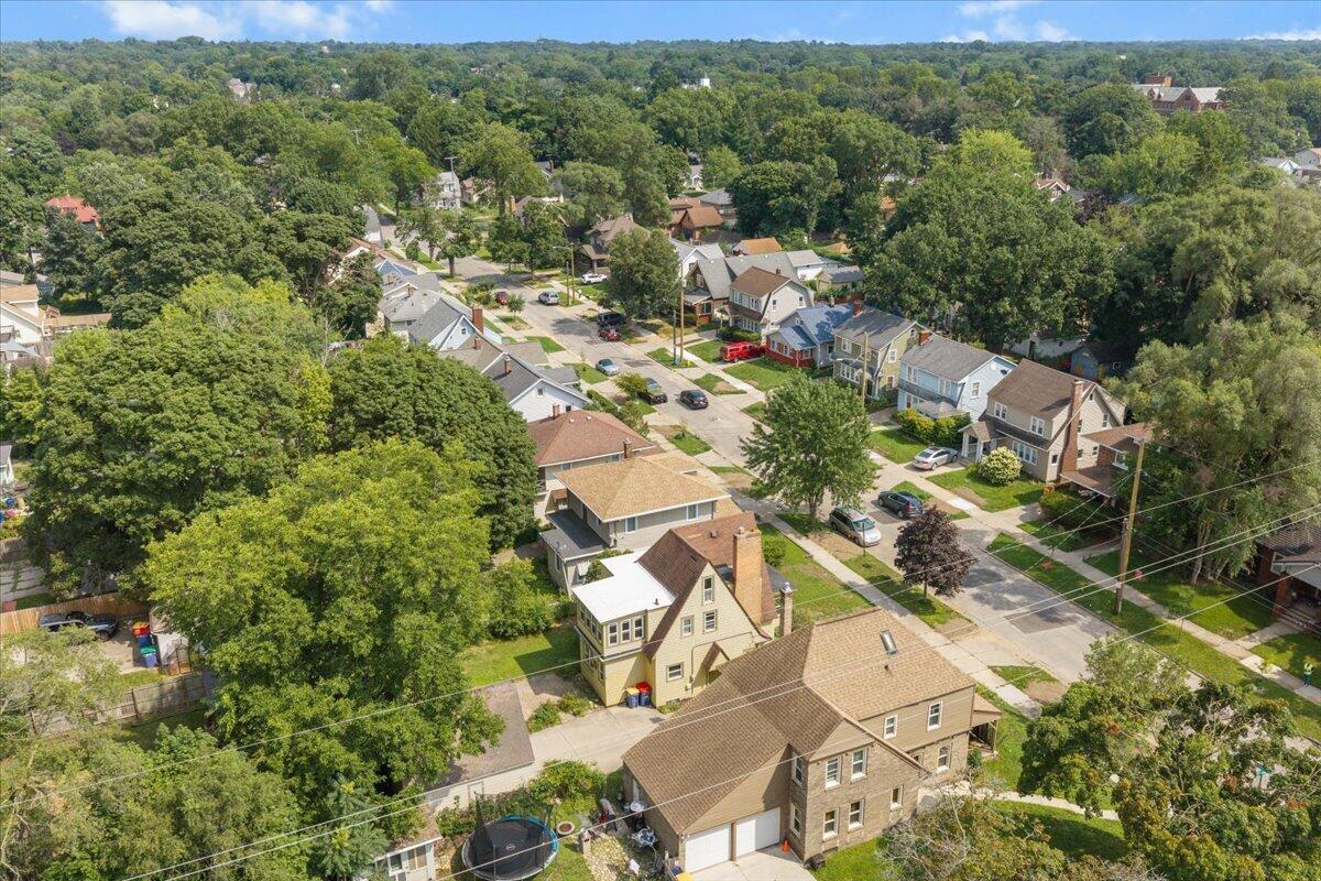 507 Elliott Street SE Grand Rapids MI 49507