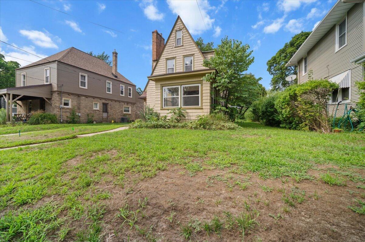 507 Elliott Street SE Grand Rapids MI 49507