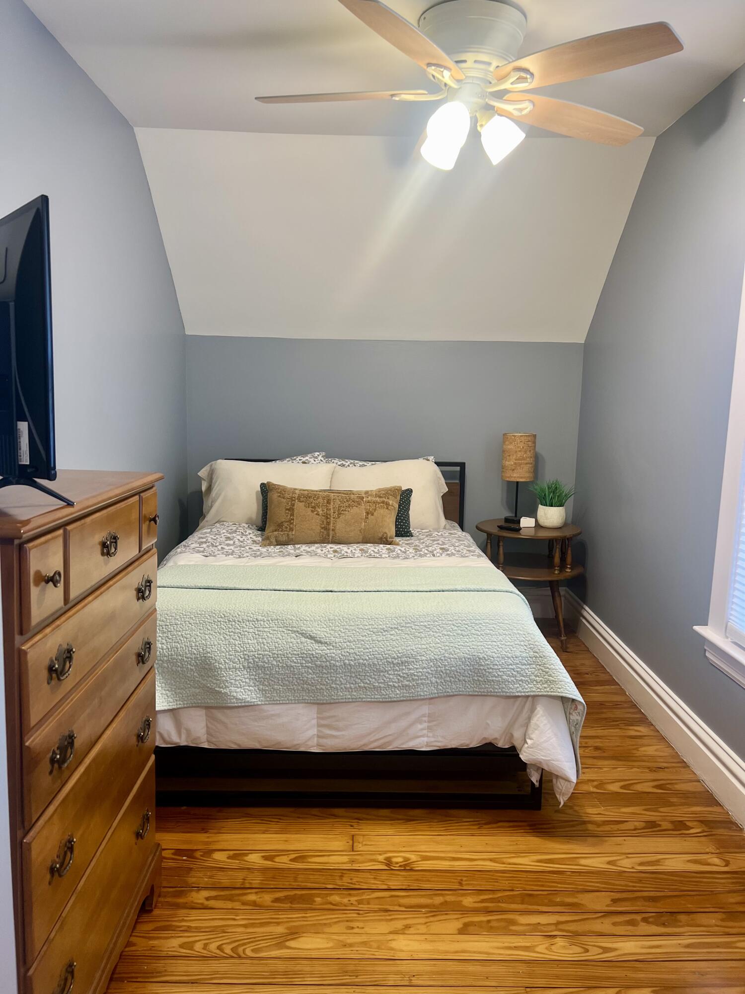 847 Innes Street NE Grand Rapids MI 49503