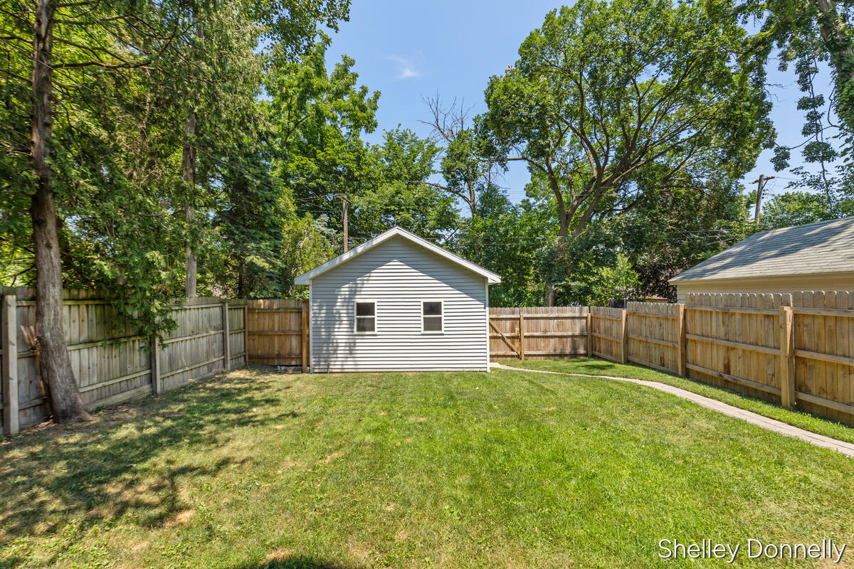 847 Innes Street NE Grand Rapids MI 49503