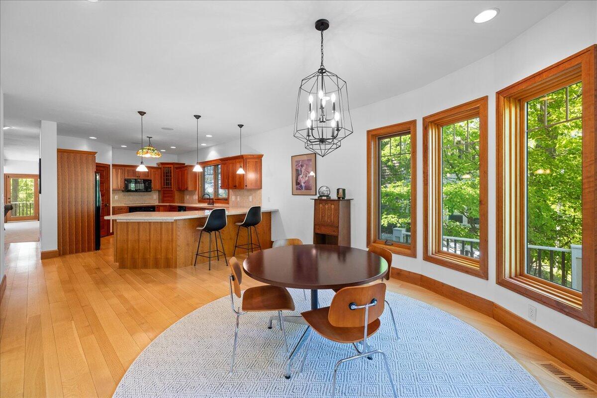 4679 Forest Ridge Drive Holland MI 49423