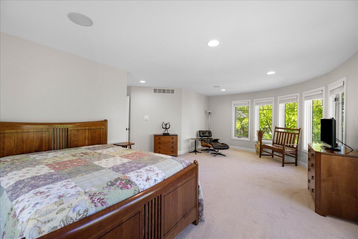 4679 Forest Ridge Drive Holland MI 49423
