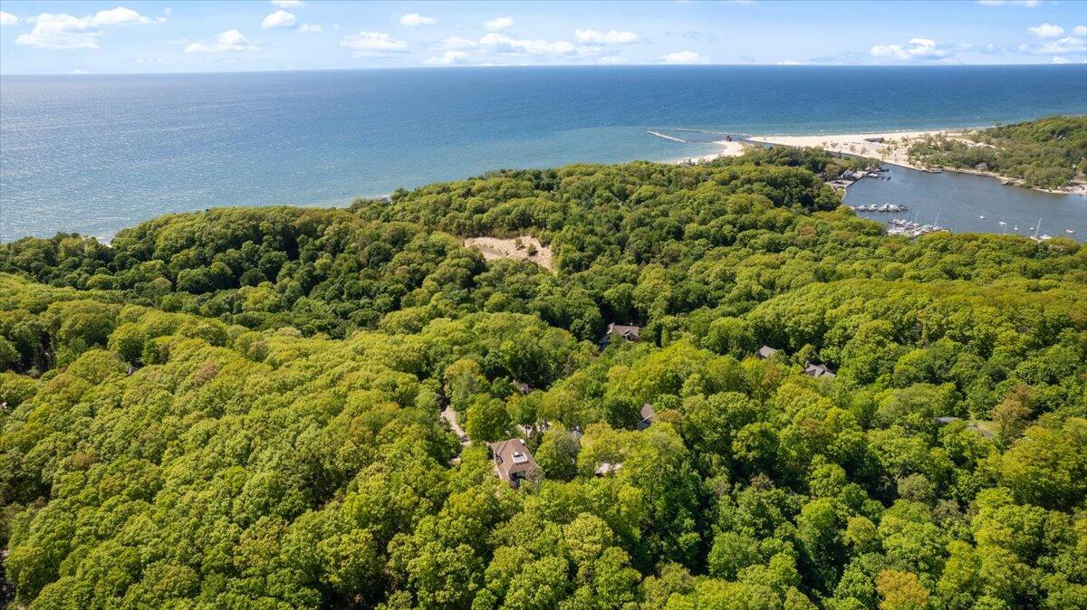 4679 Forest Ridge Drive Holland MI 49423