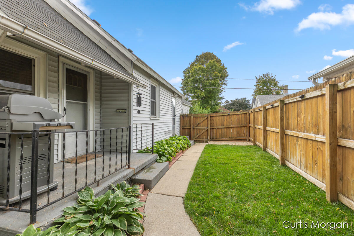 210 Mardell Place SW Grand Rapids MI 49504