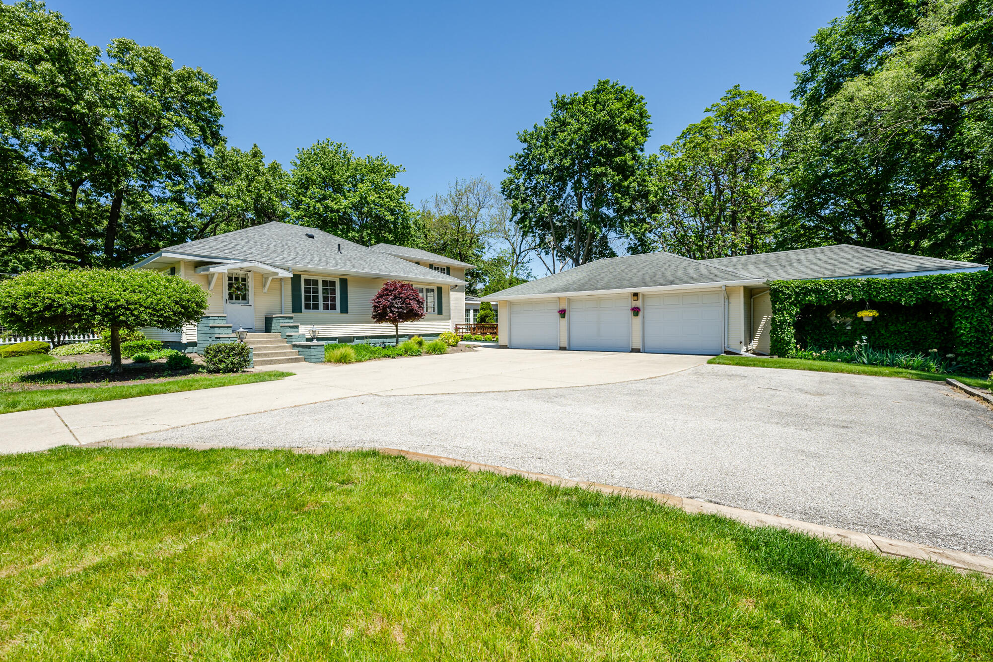Stevensville MI, 5221 Ridge Road