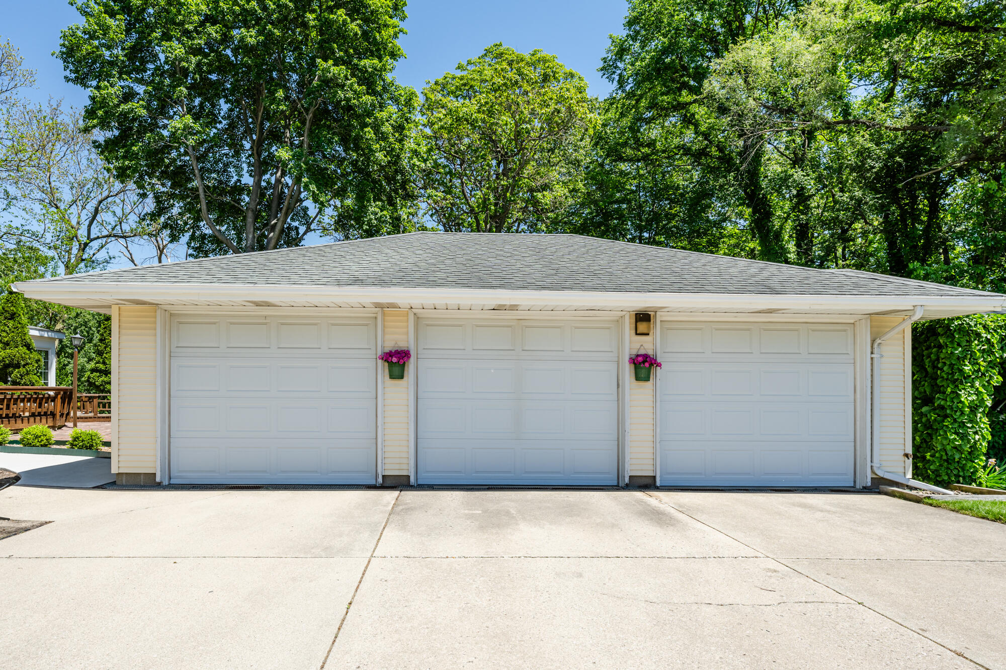 5221 Ridge Road Stevensville MI 49127