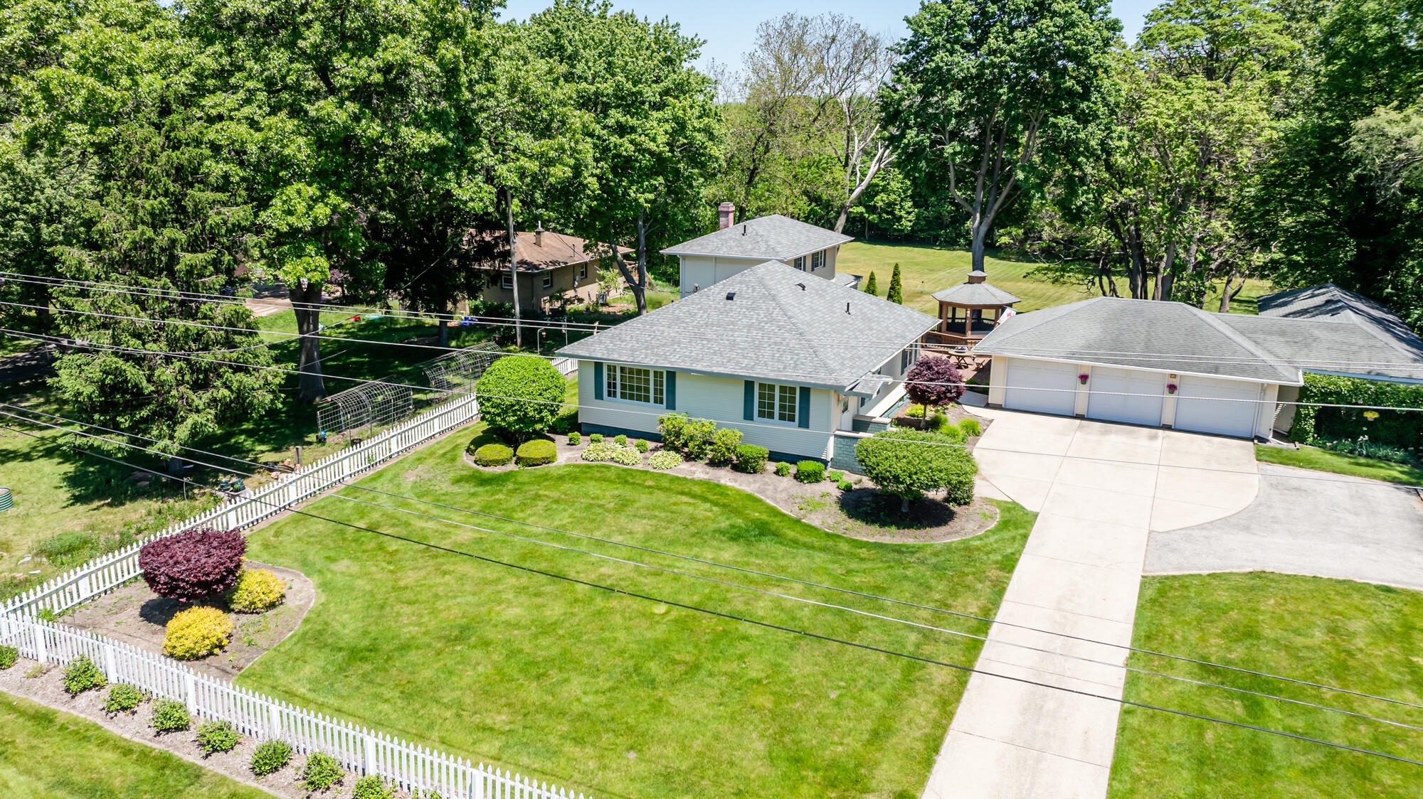 5221 Ridge Road Stevensville MI 49127