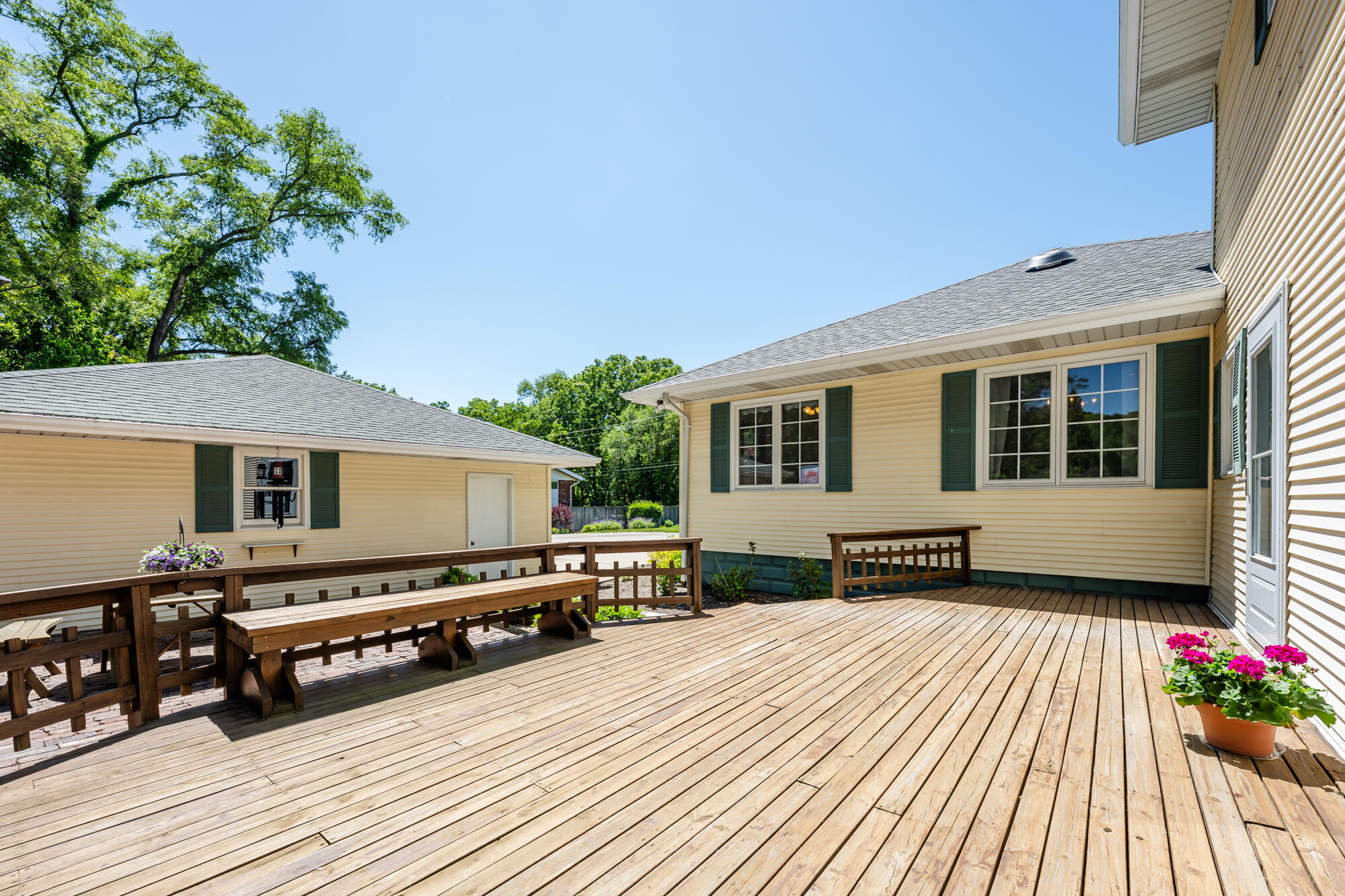 5221 Ridge Road Stevensville MI 49127