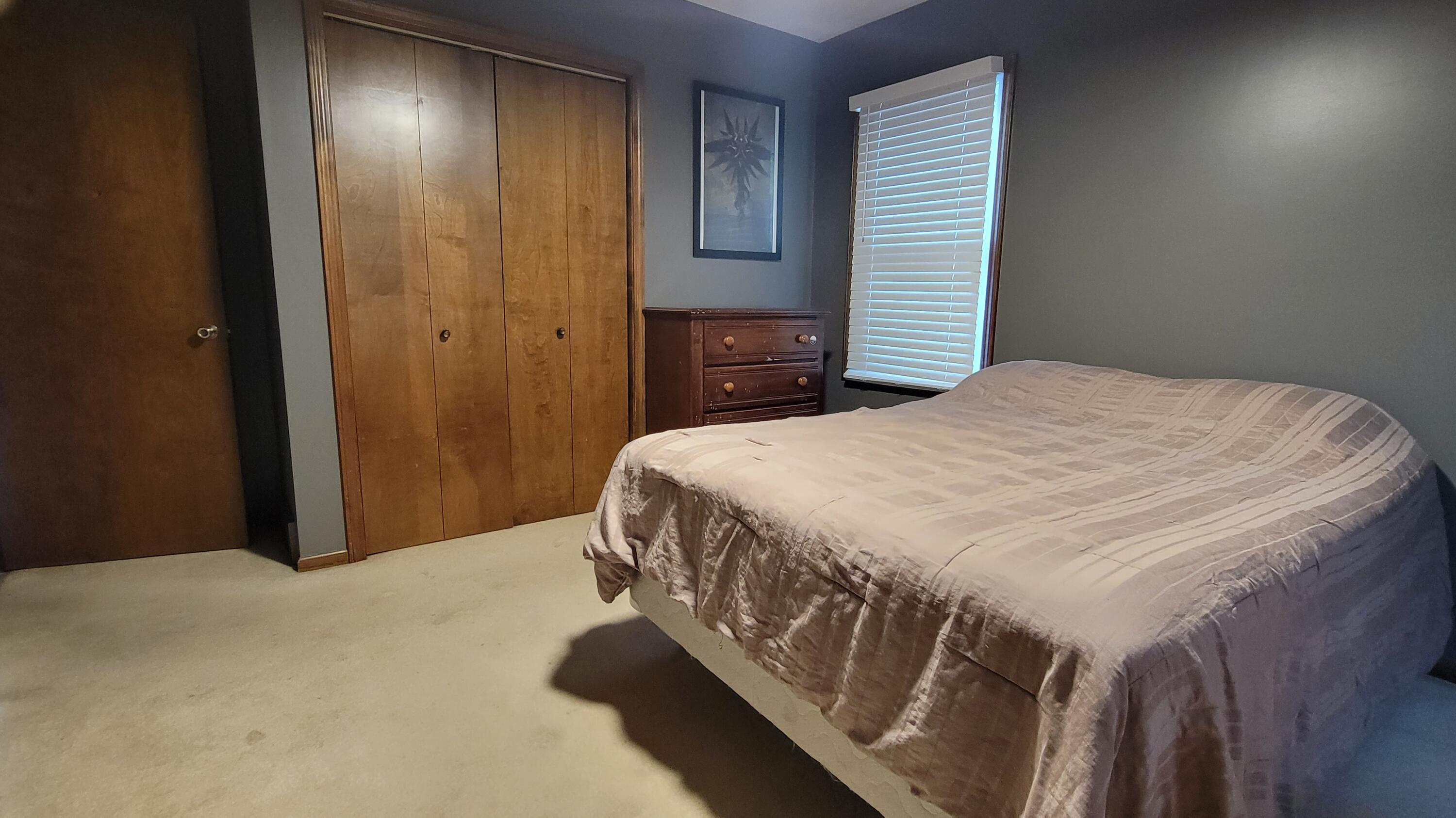 512 Faircrest Avenue NW Grand Rapids MI 49534