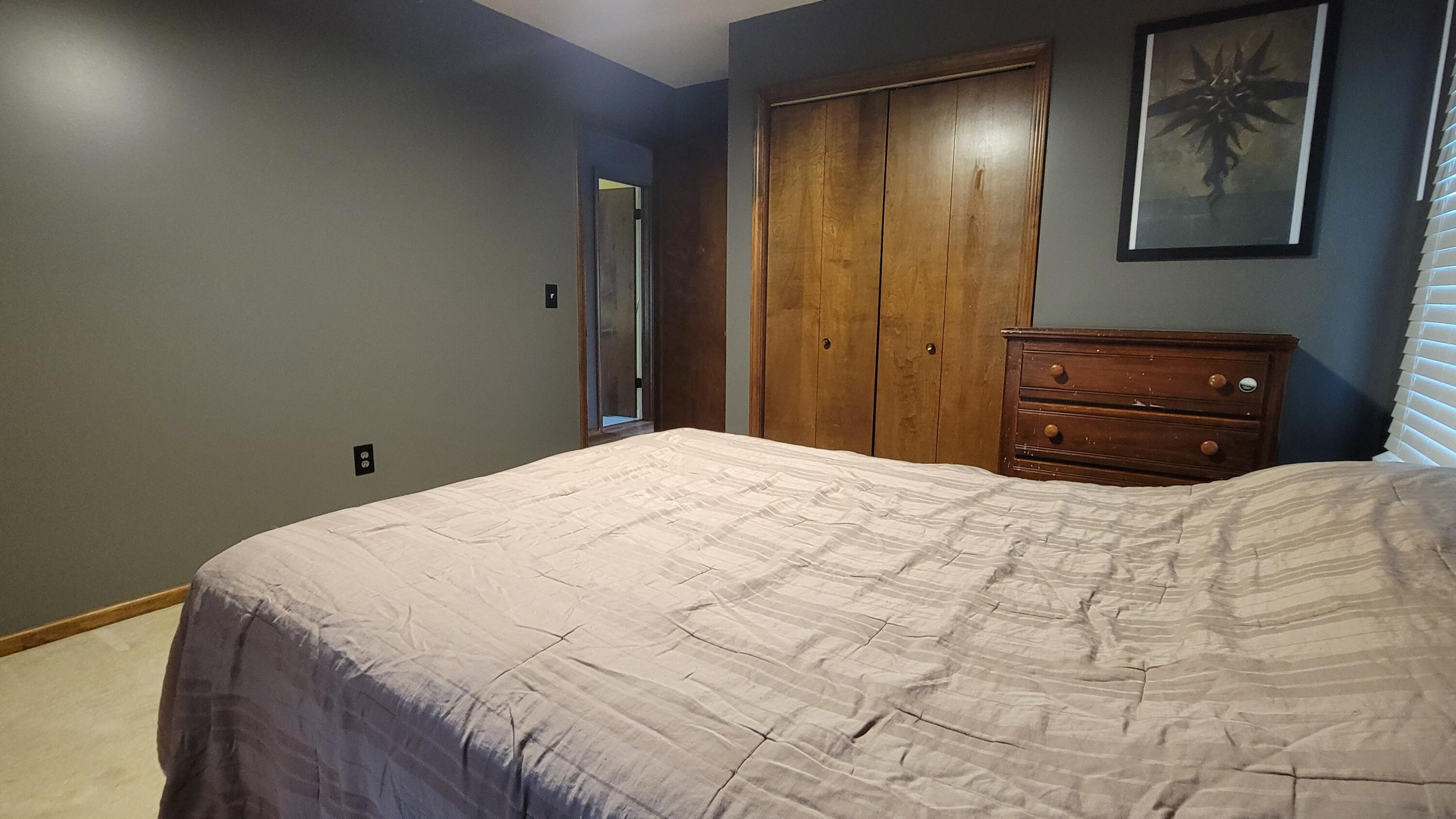 512 Faircrest Avenue NW Grand Rapids MI 49534