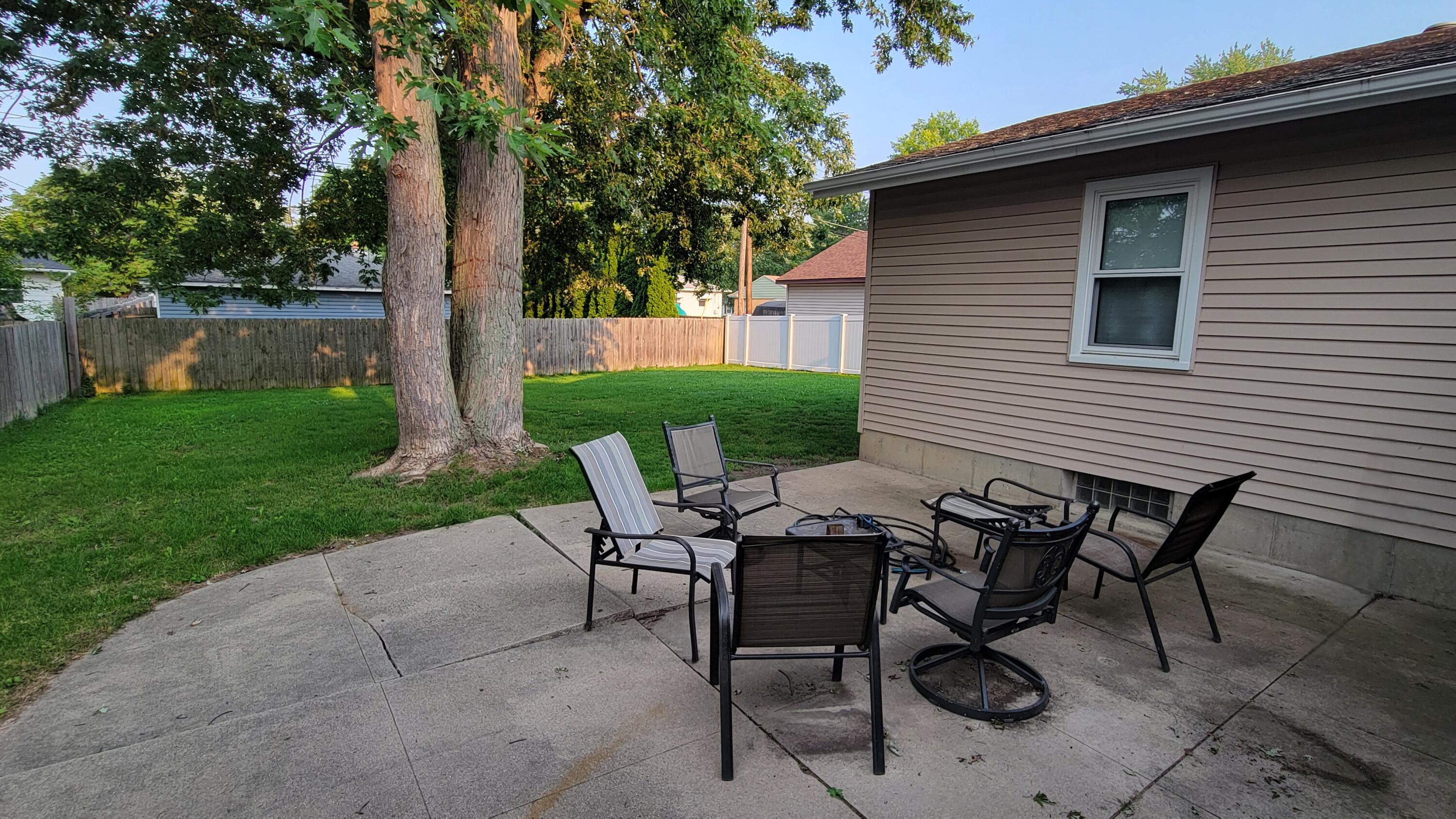 512 Faircrest Avenue NW Grand Rapids MI 49534
