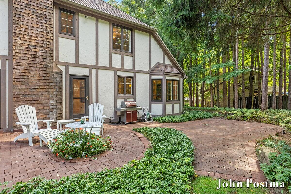 7340 Oliver Woods Drive SE Grand Rapids MI 49546