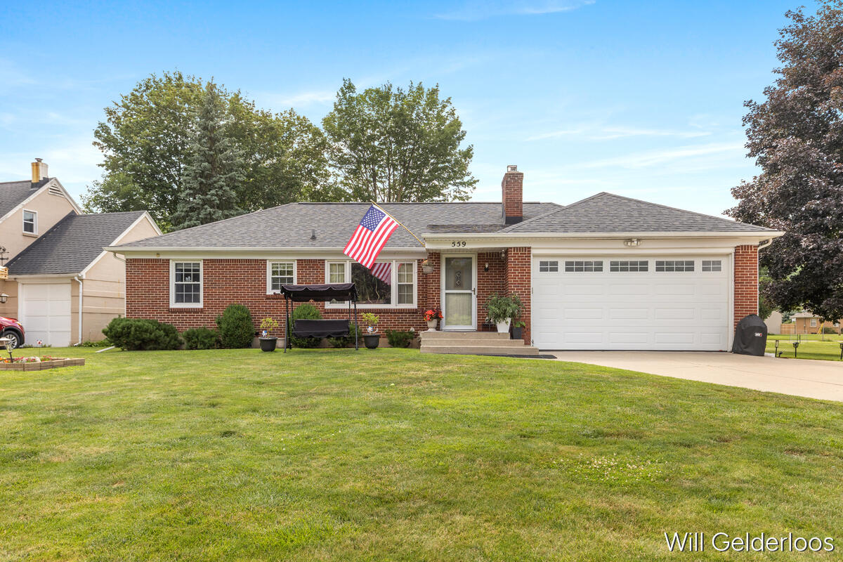 559 Shawmut Boulevard NW Grand Rapids MI 49504