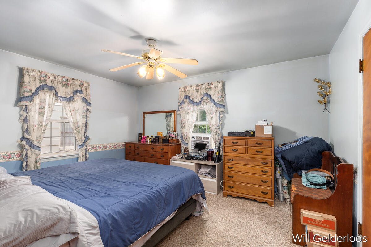 559 Shawmut Boulevard NW Grand Rapids MI 49504